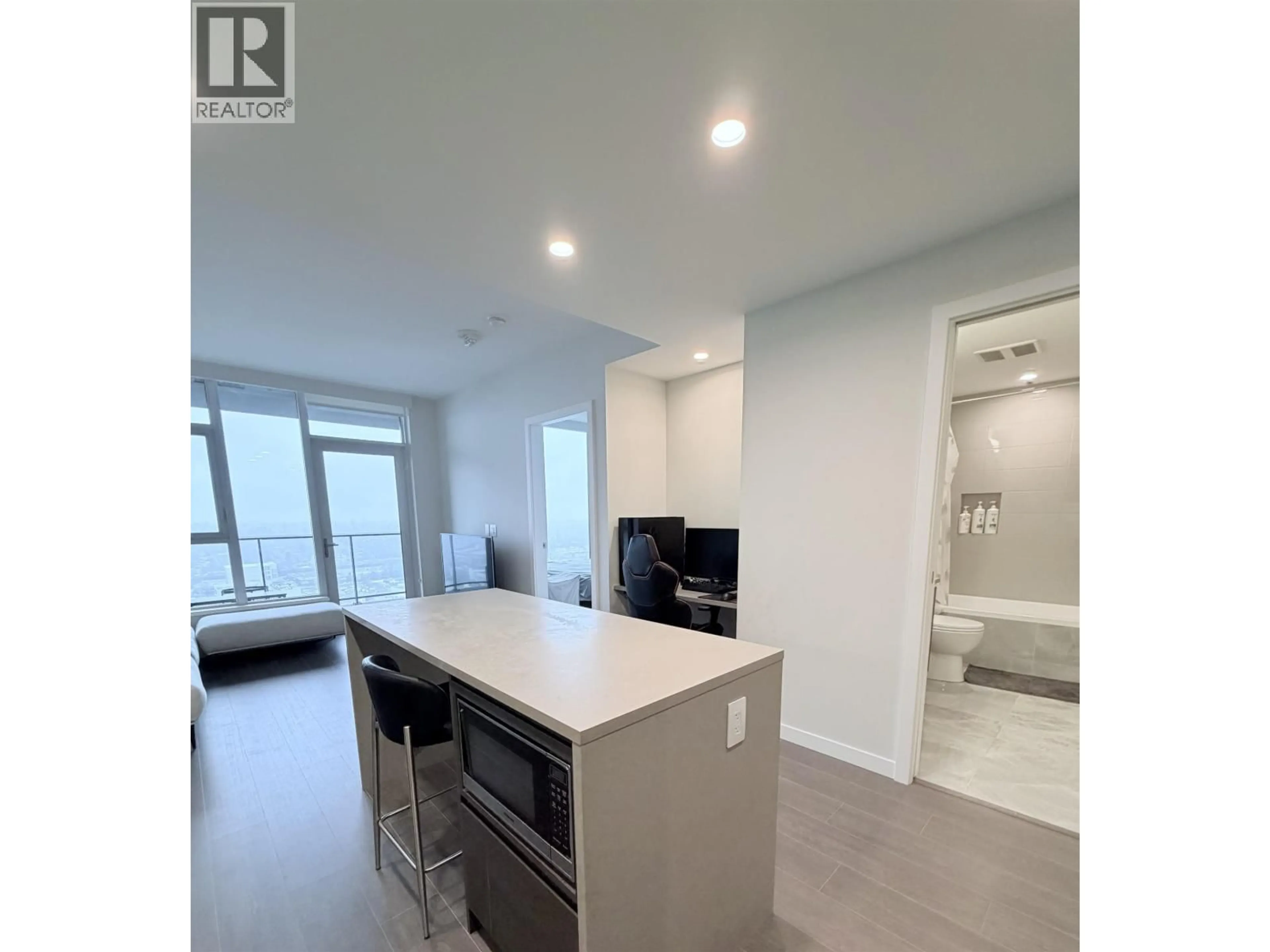 Open concept kitchen, unknown for 2803 - 2108 GILMORE AVENUE, Burnaby British Columbia V5C0N8