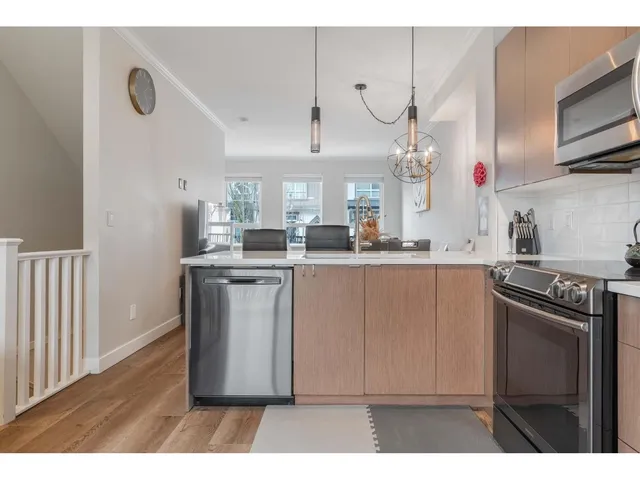 118 - 19505 68A AVENUE, Surrey 3