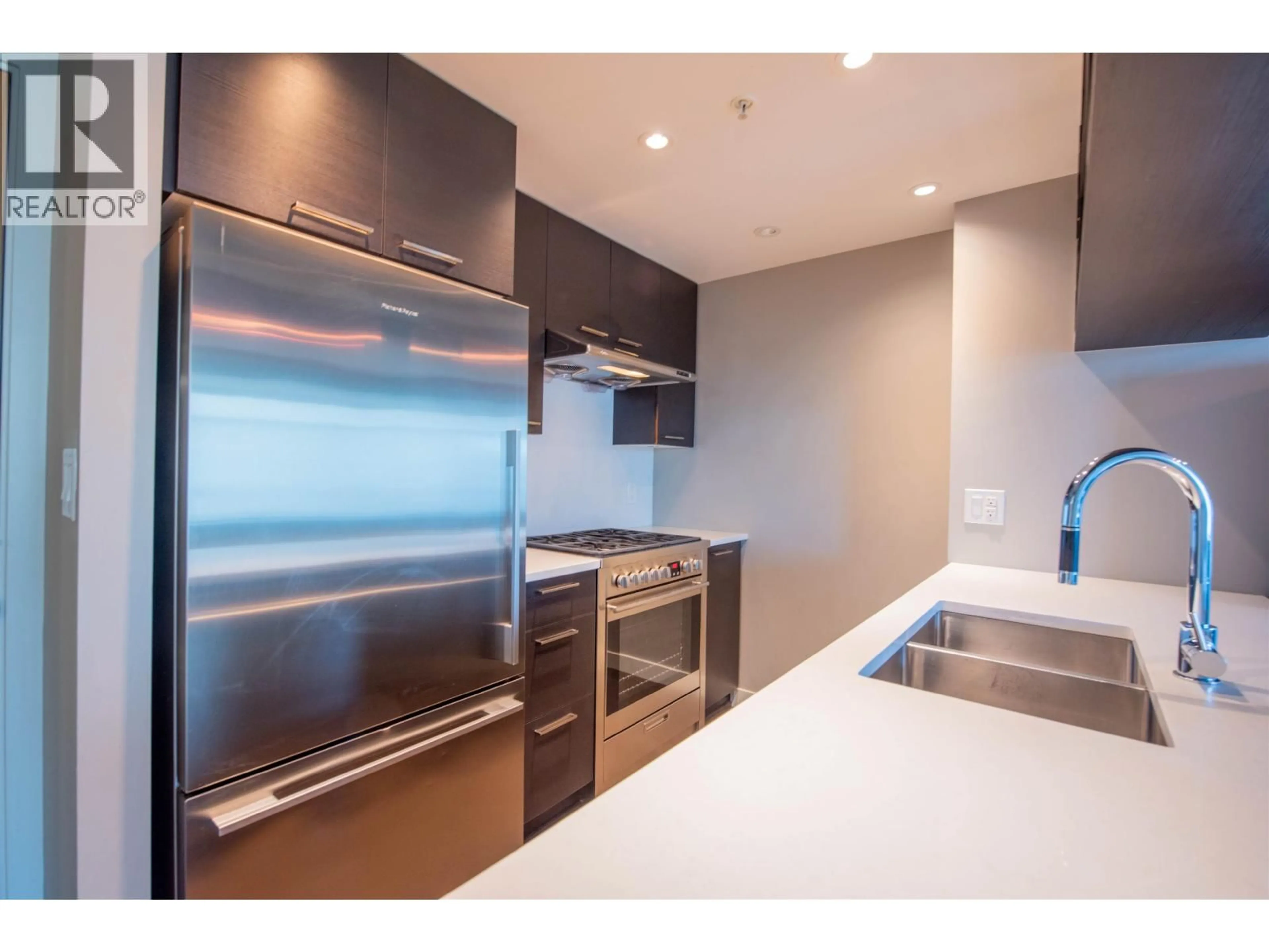 Standard kitchen, unknown for 1506 - 6188 NO. 3 ROAD, Richmond British Columbia V6Y0J3