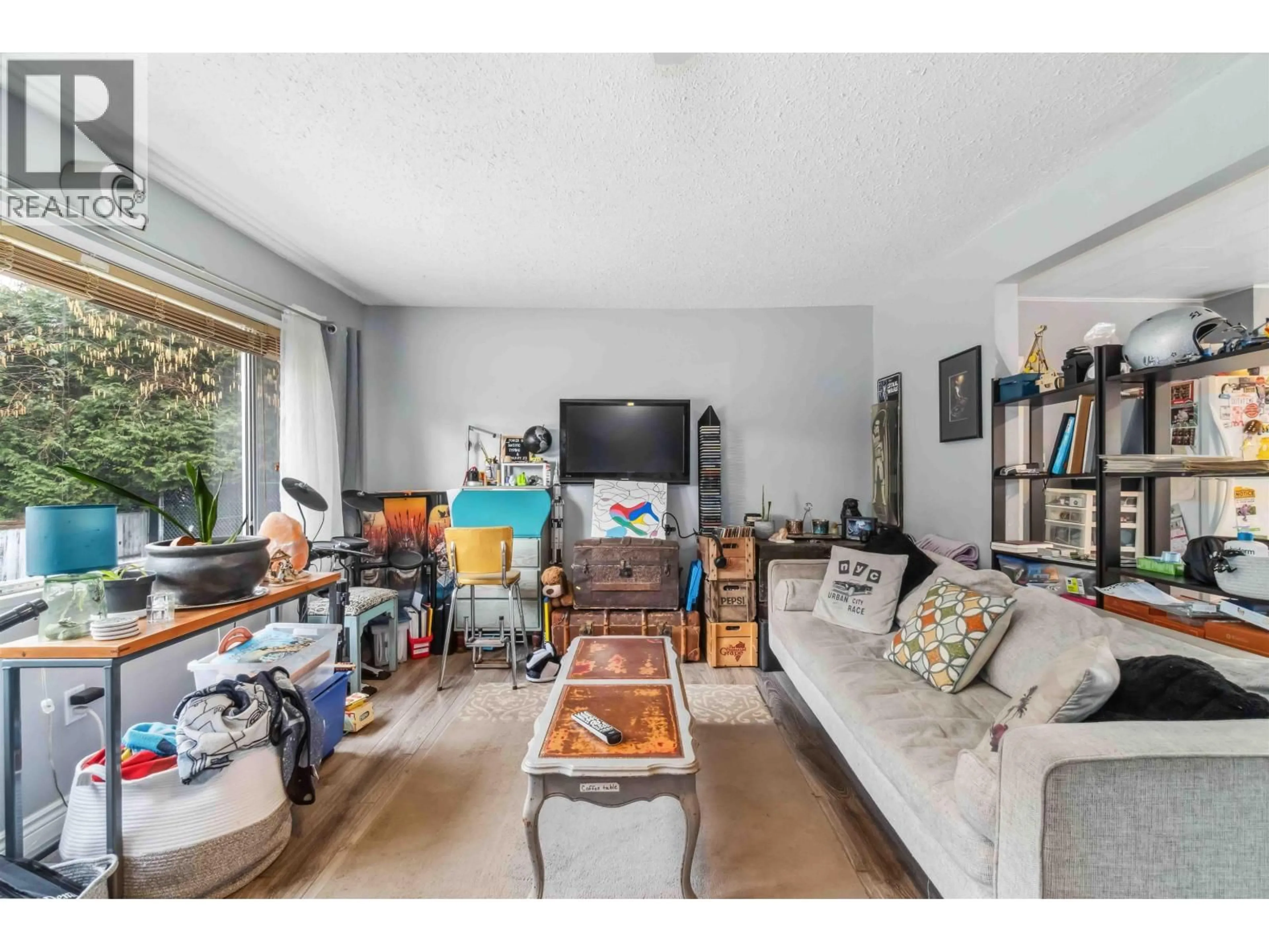 A pic of a room for 3684 CEDAR DRIVE, Port Coquitlam British Columbia V3B3C9