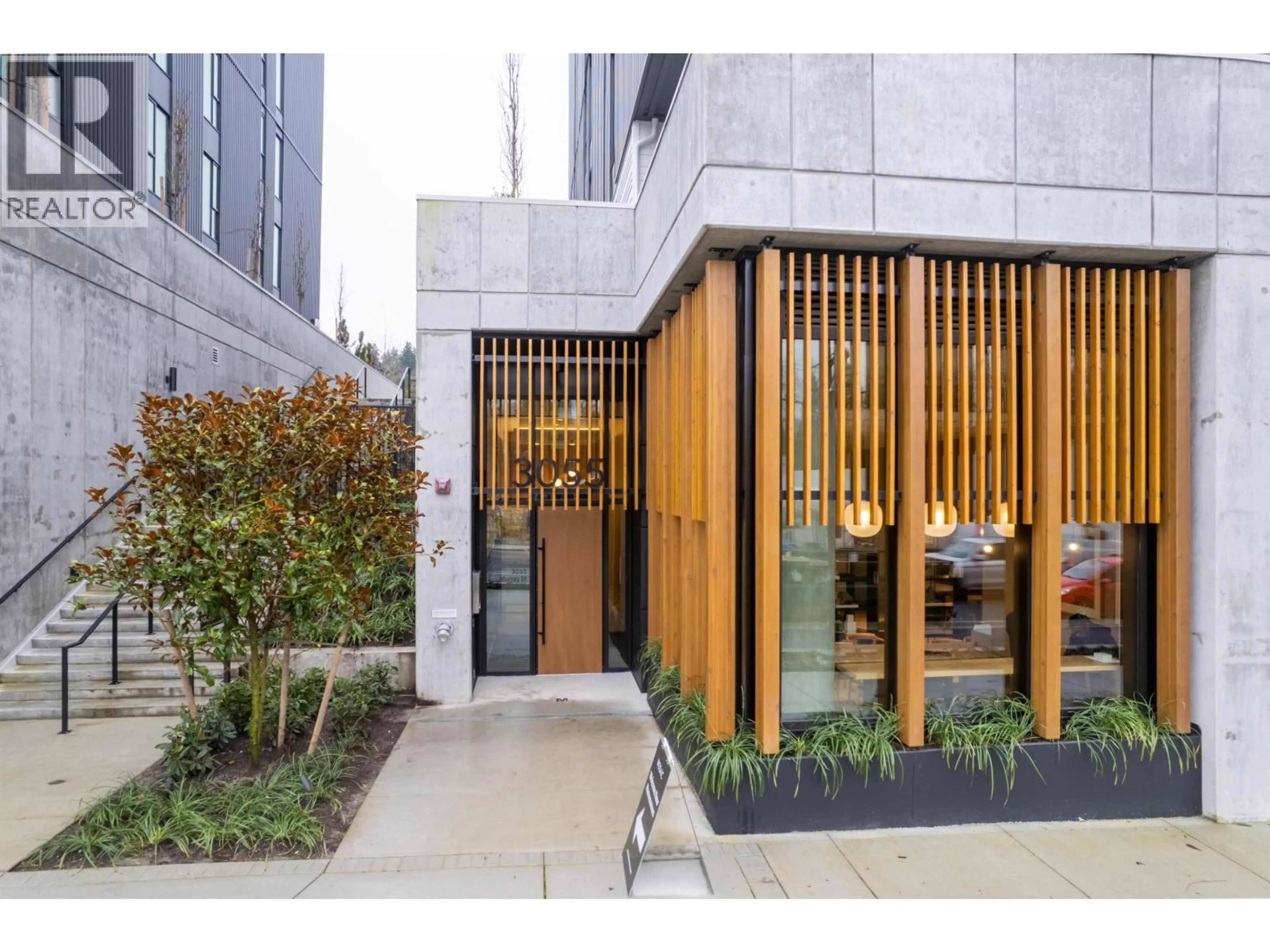 Indoor foyer for 508 - 3055 MURRAY STREET, Port Moody British Columbia V3H0P4