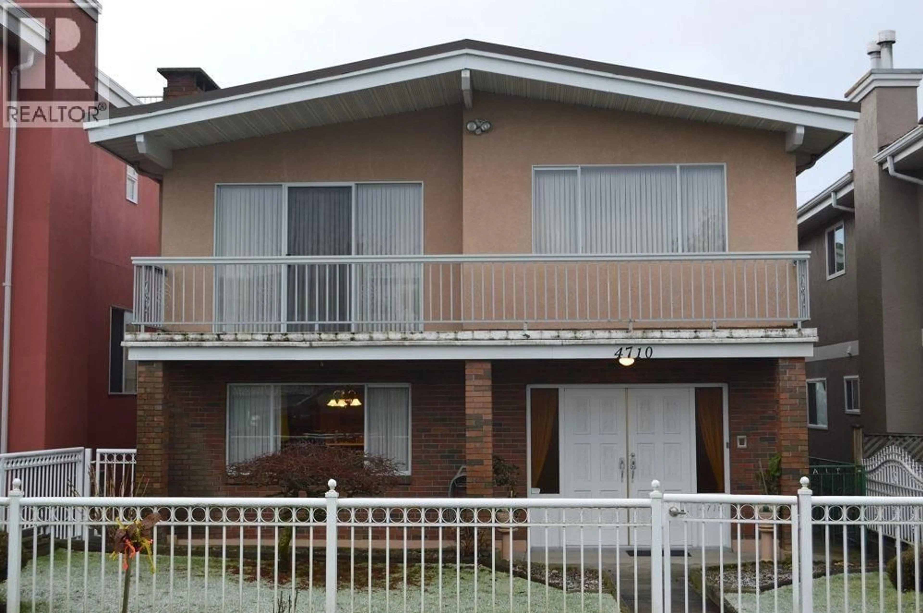 Unknown for 4710 UNION STREET, Burnaby British Columbia V5C2Y4