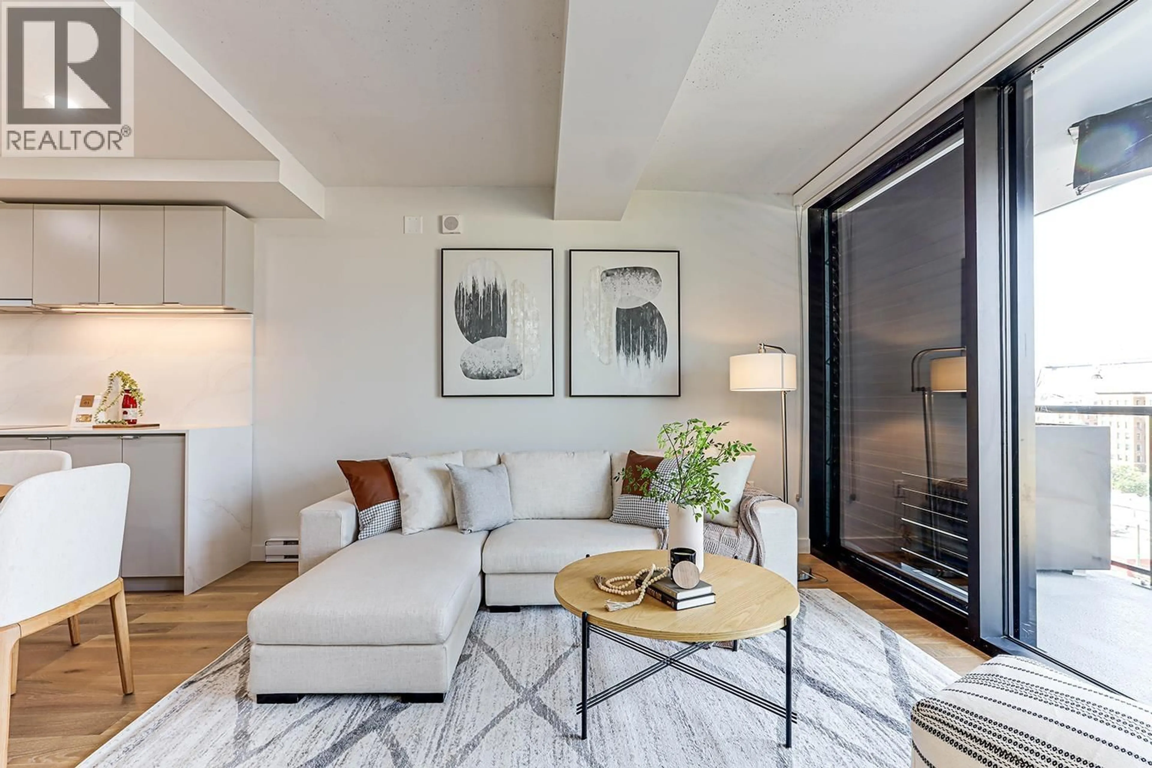 Living room with furniture, unknown for 903 - 239 KEEFER STREET, Vancouver British Columbia V6A1X6