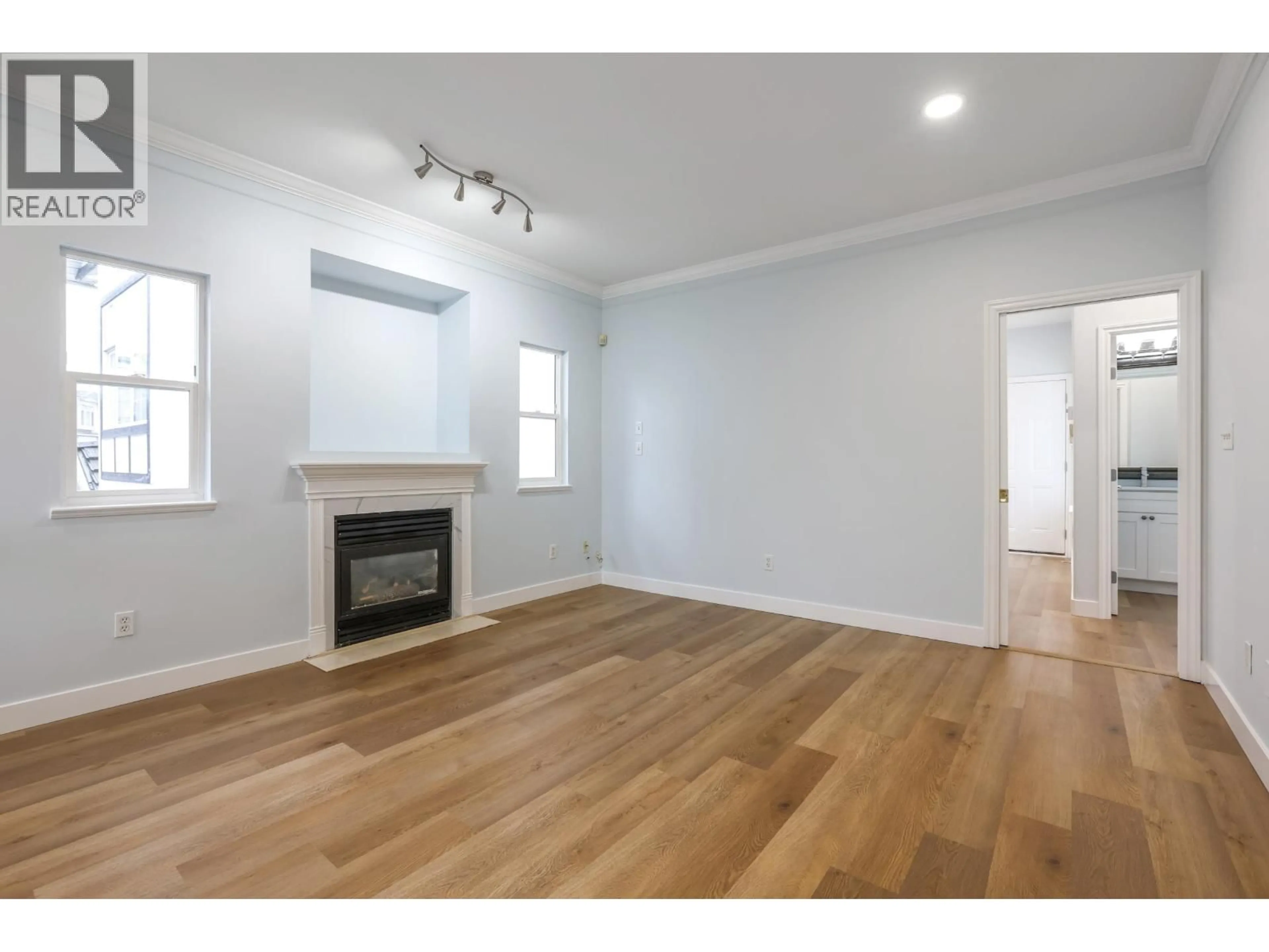 A pic of a room for 2988 SCHOOL AVENUE, Vancouver British Columbia V5R5M5