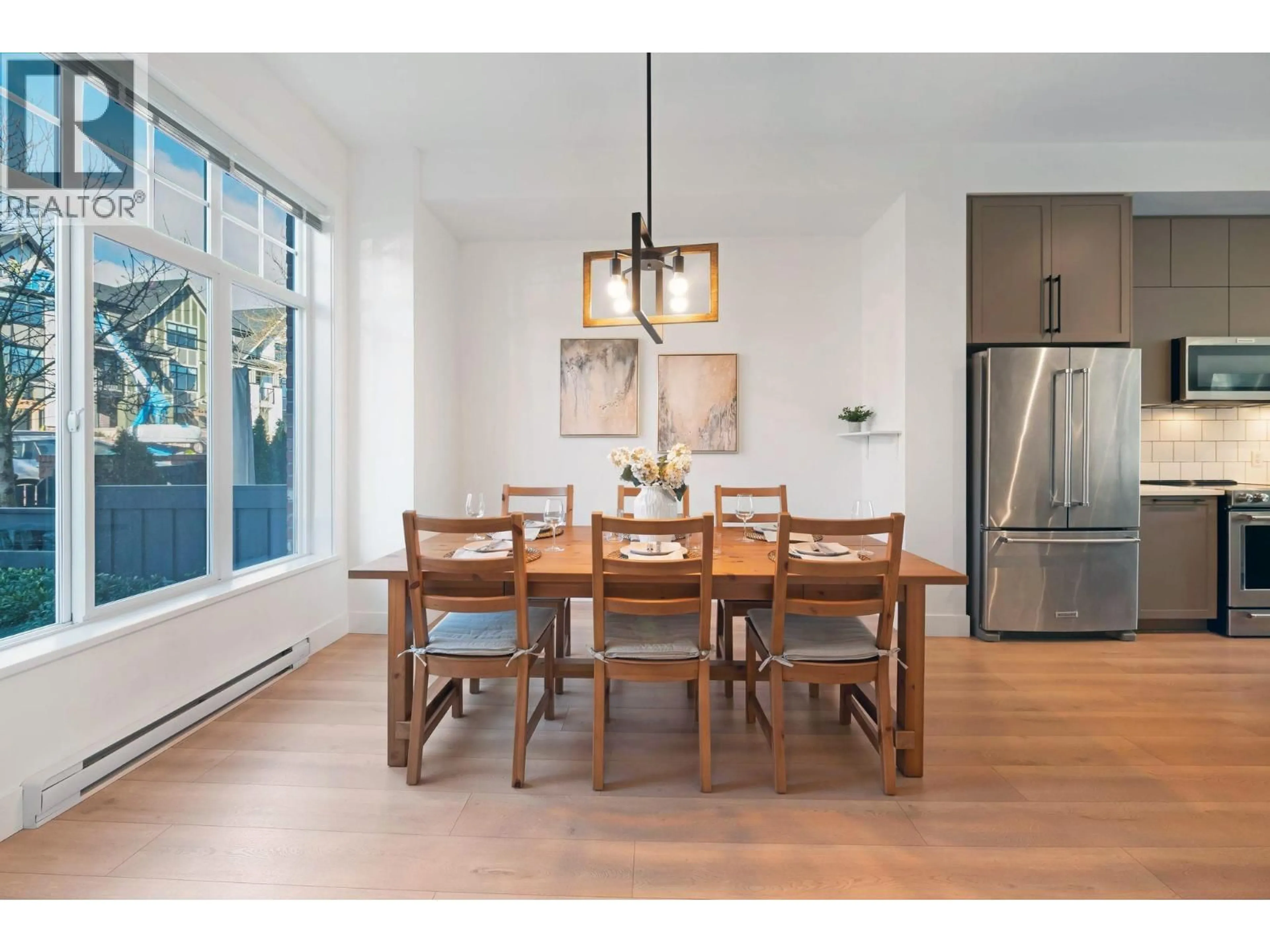 Dining room, wood/laminate floor for 20 - 3552 VICTORIA DRIVE, Coquitlam British Columbia V3E0N7