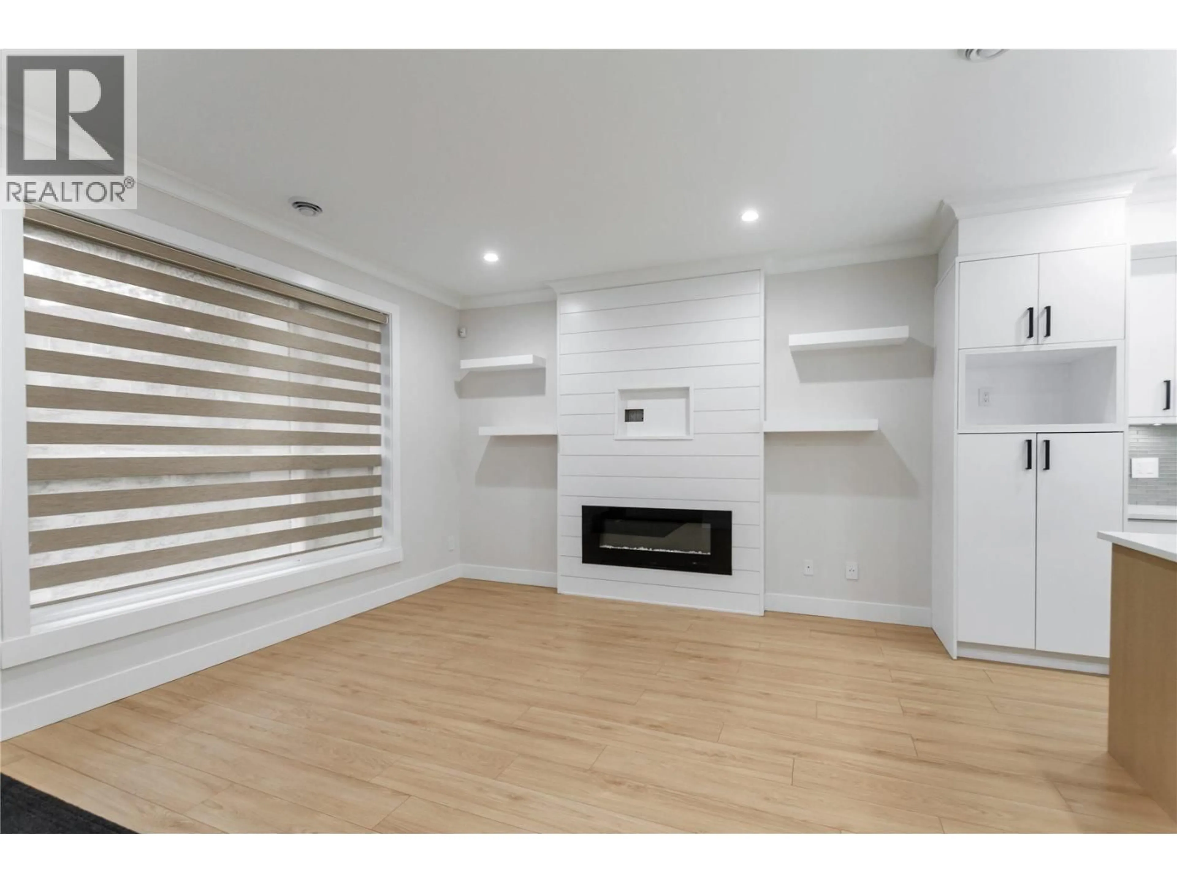 Unknown for 102 - 954 EDGAR AVENUE, Coquitlam British Columbia V3K2J9