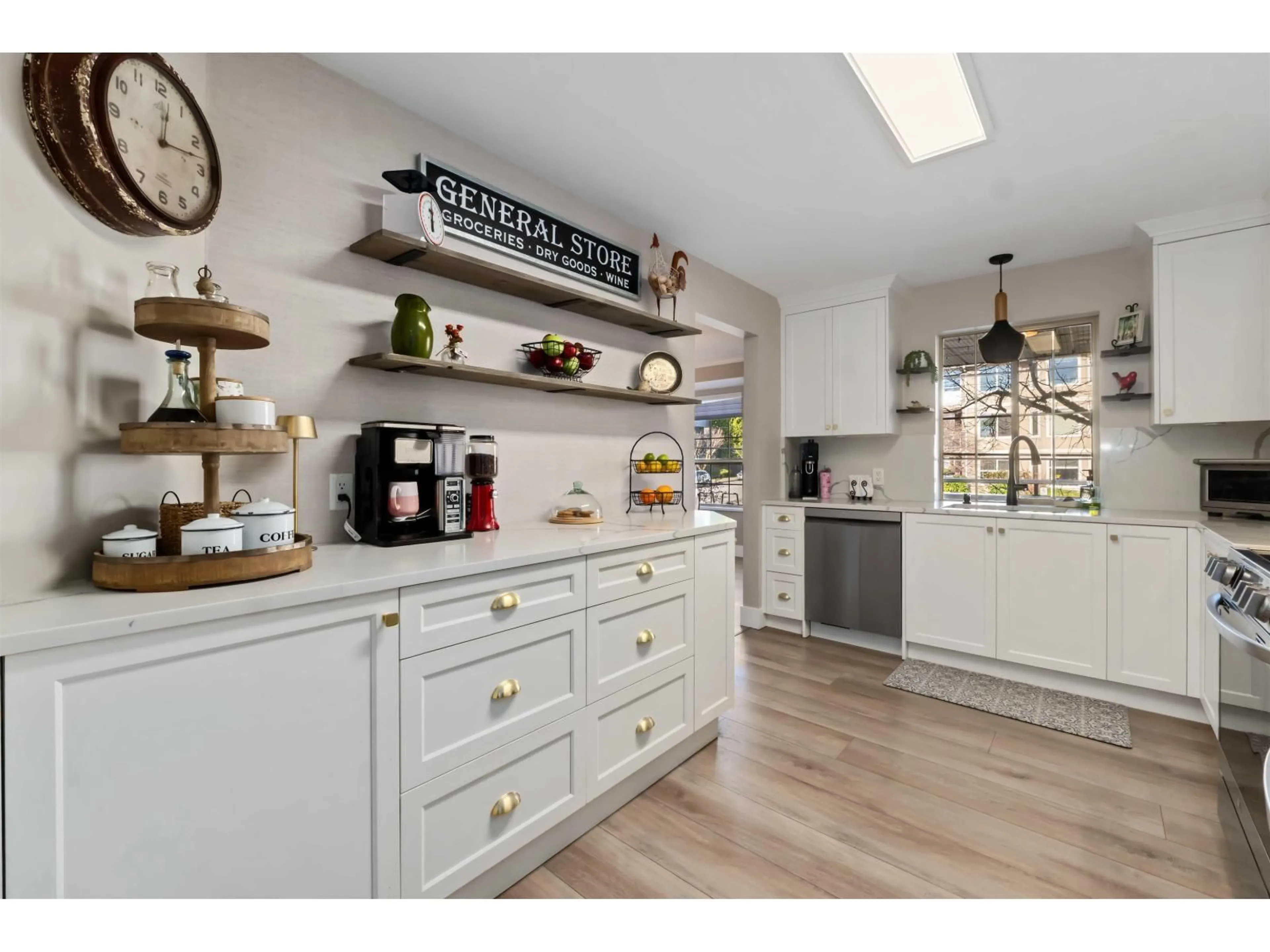 Open concept kitchen, unknown for 202 - 1488 MERKLIN STREET, White Rock British Columbia V4B4C3