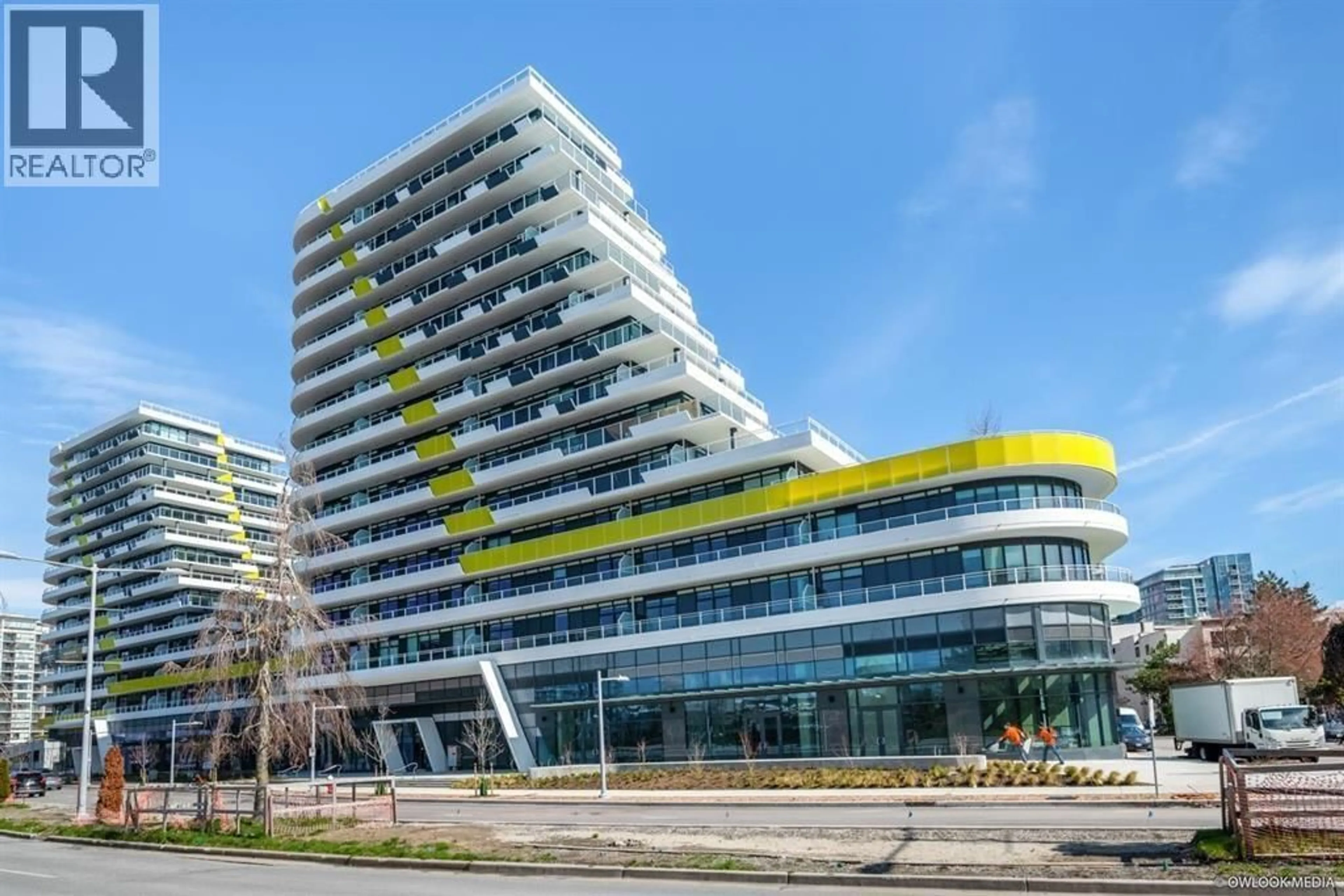 Indoor foyer for 1510 - 5788 GILBERT ROAD, Richmond British Columbia V7C0G1