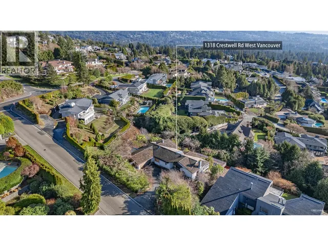 1318 CRESTWELL ROAD, West Vancouver 4