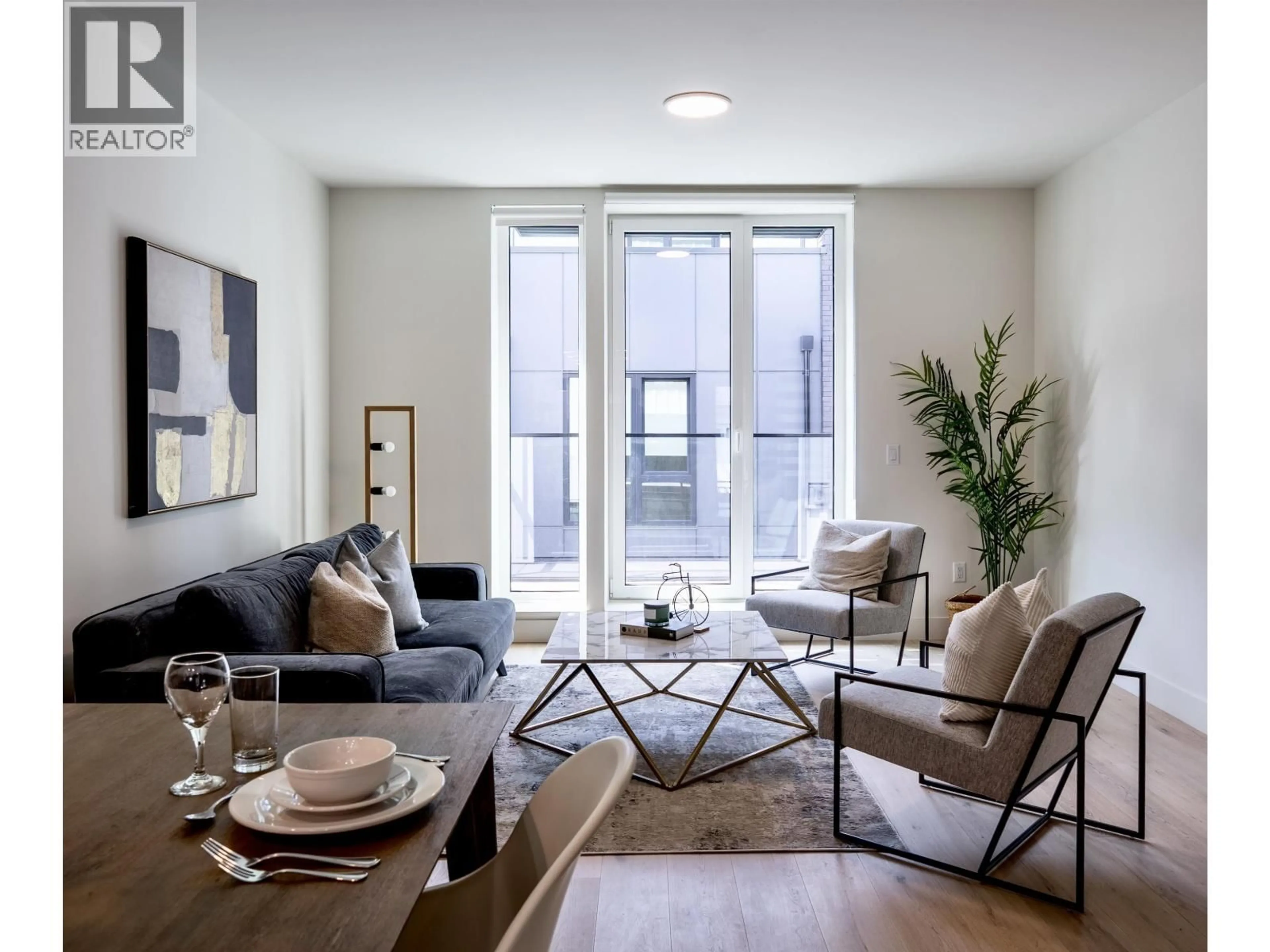 Living room with furniture, unknown for TH9 - 324 RIDGEWAY AVENUE, North Vancouver British Columbia V7L3P8