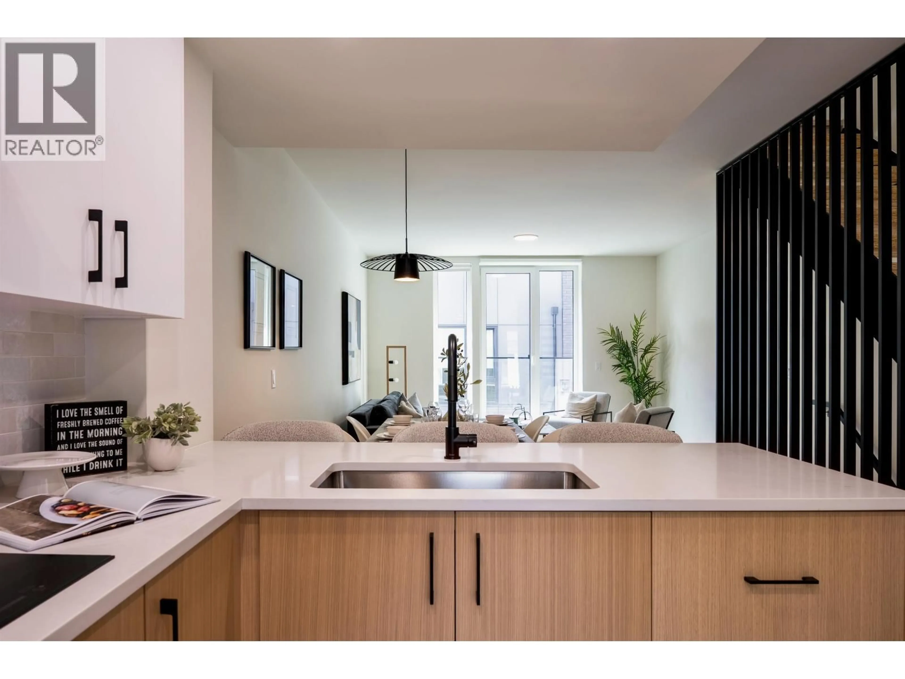 Contemporary kitchen, ceramic/tile floor for TH10 - 324 RIDGEWAY AVENUE, North Vancouver British Columbia V7L3P8