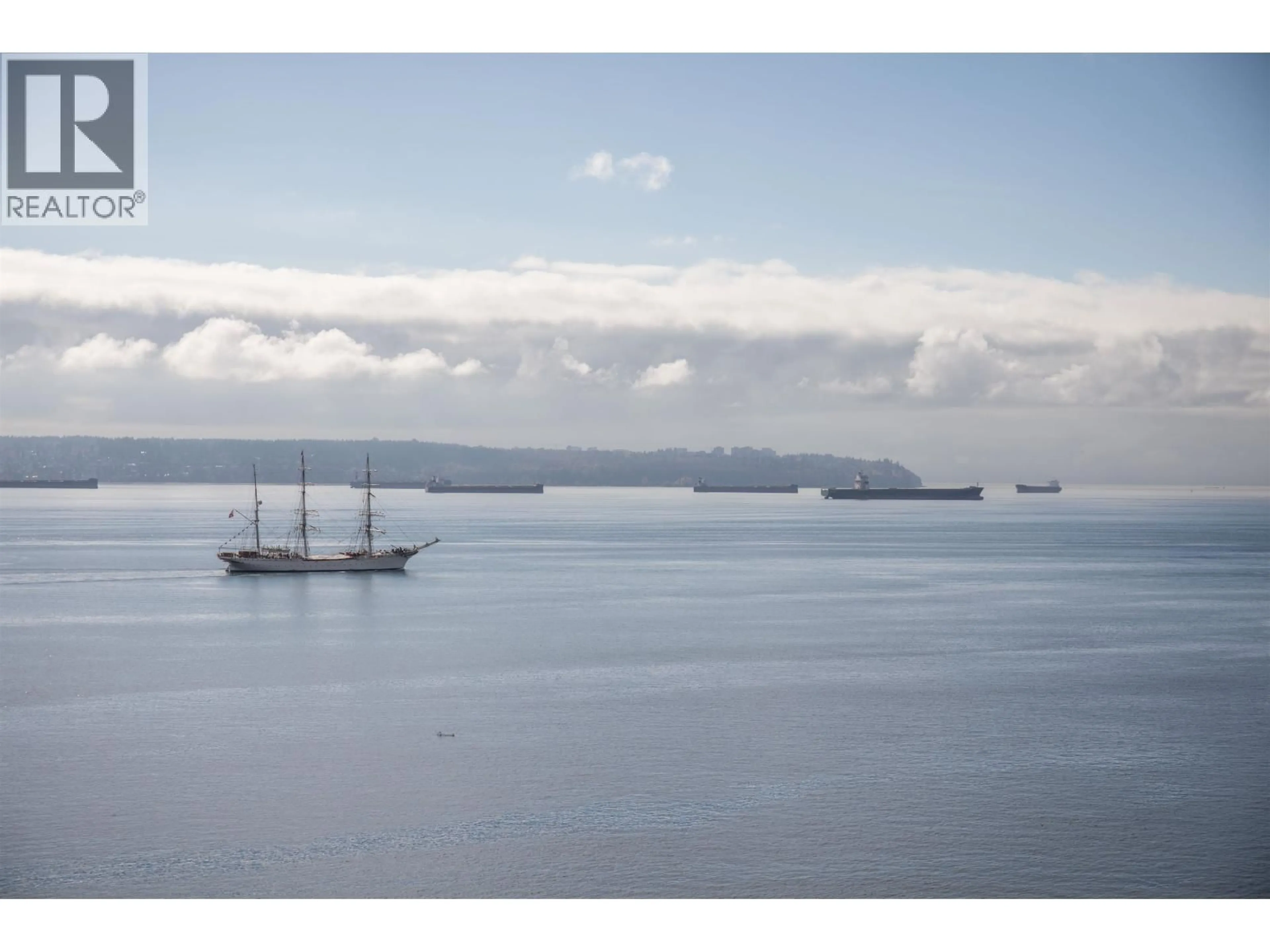 Blurry image for 902 - 2135 ARGYLE AVENUE, West Vancouver British Columbia V7V1A5