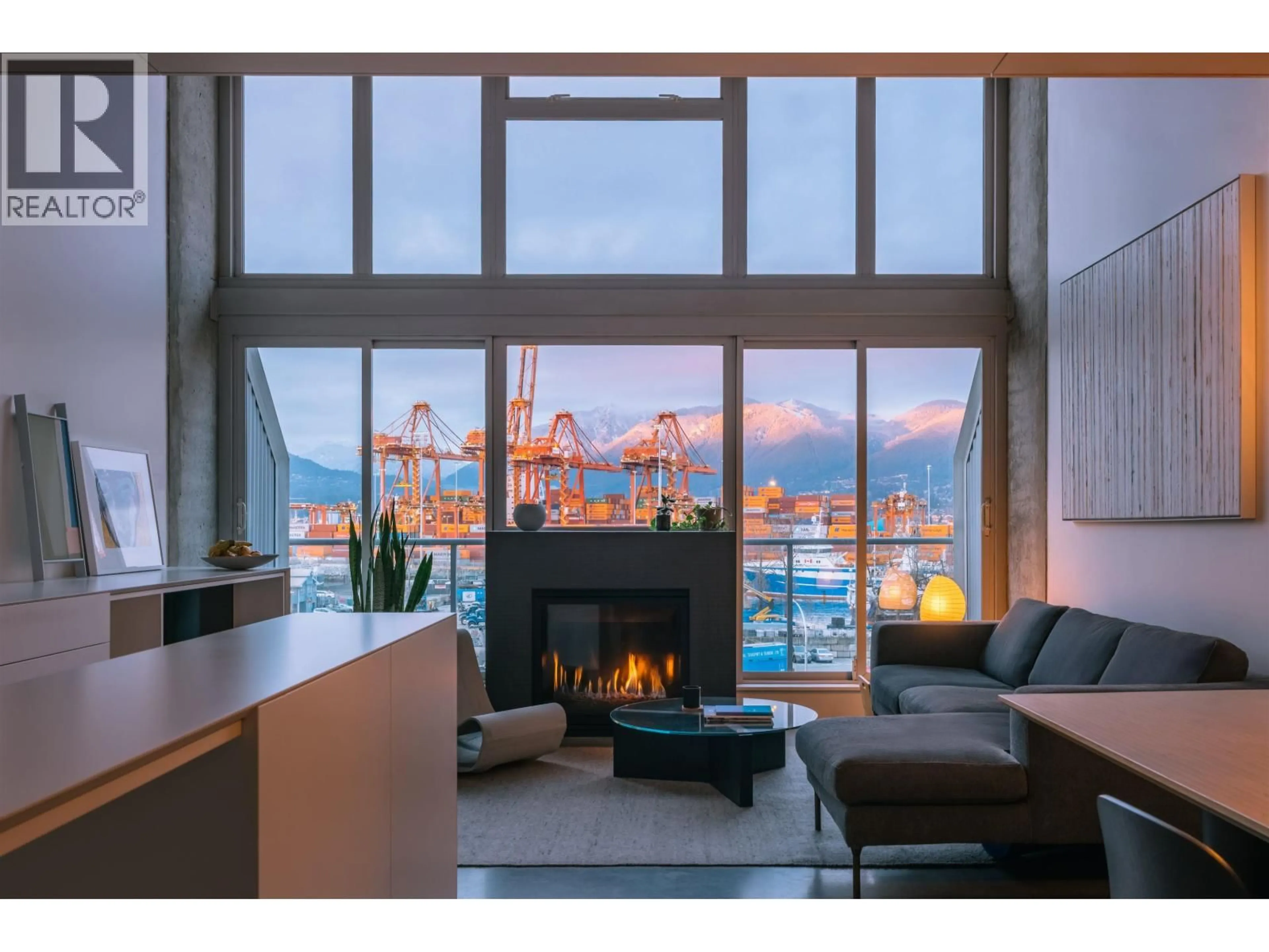 Living room with furniture, unknown for 405 - 289 ALEXANDER STREET, Vancouver British Columbia V6A4H6