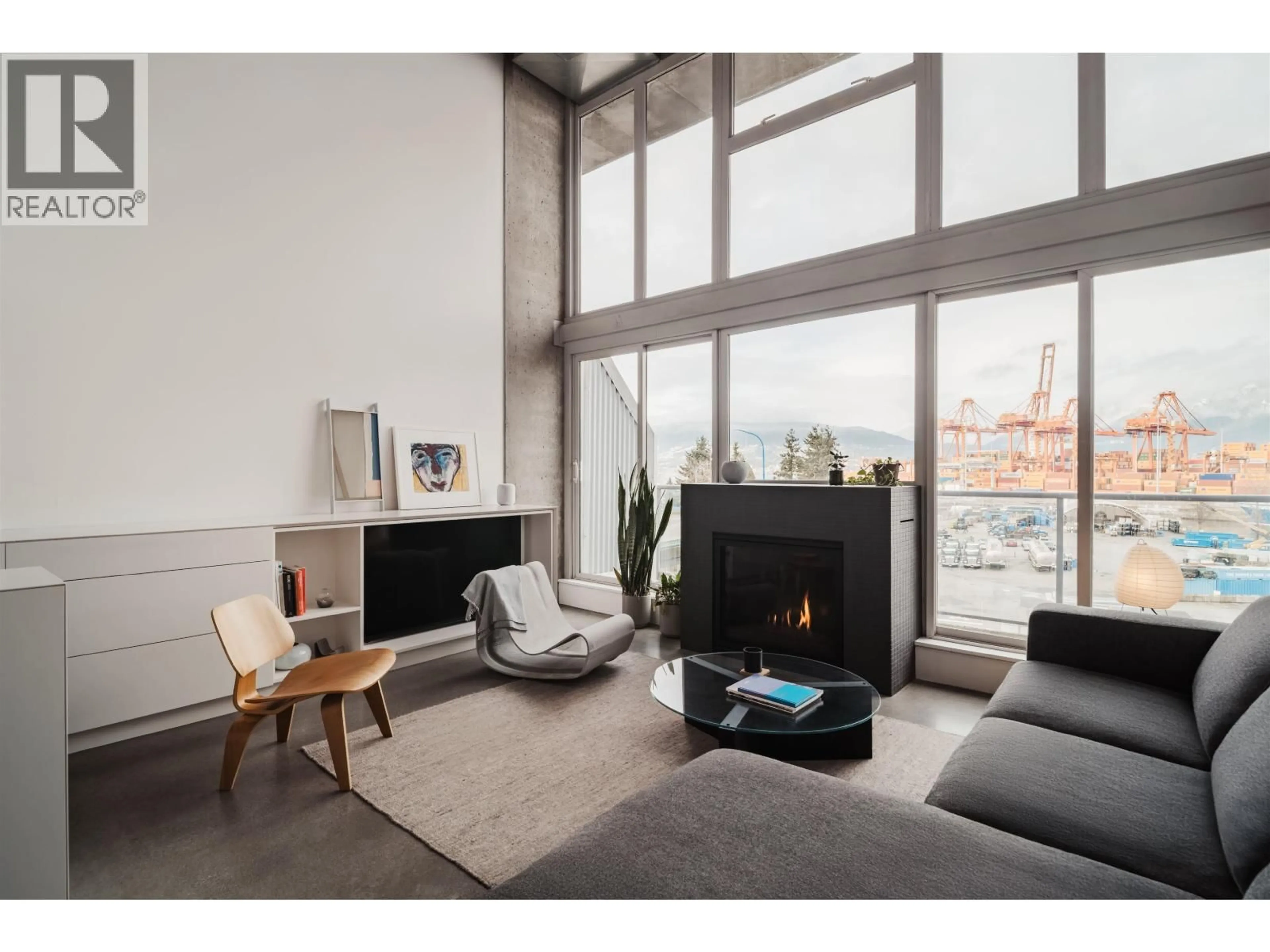 Living room with furniture, unknown for 405 - 289 ALEXANDER STREET, Vancouver British Columbia V6A4H6