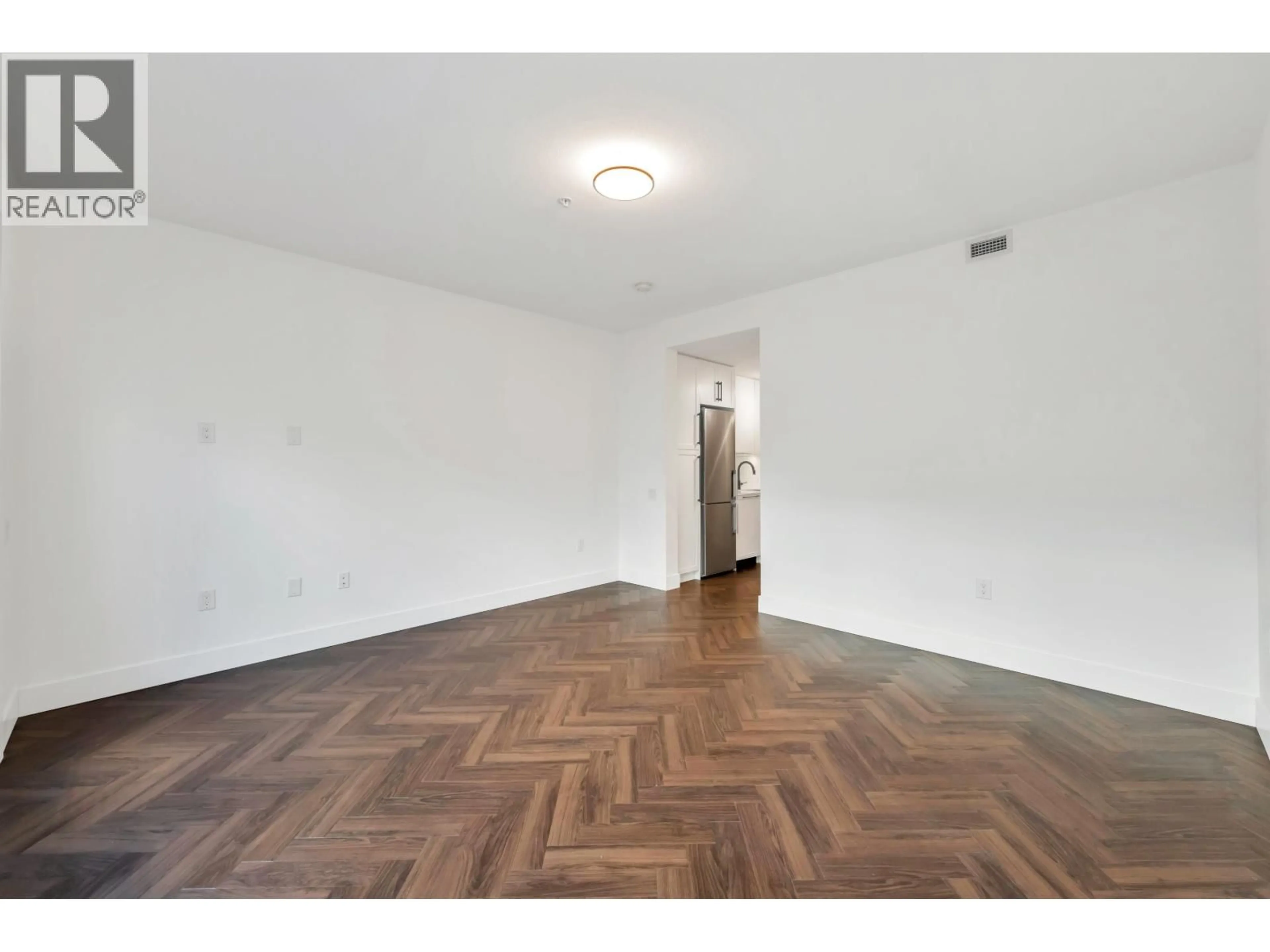 A pic of a room for 103 - 9228 SLOPES MEWS, Burnaby British Columbia V5A0E9