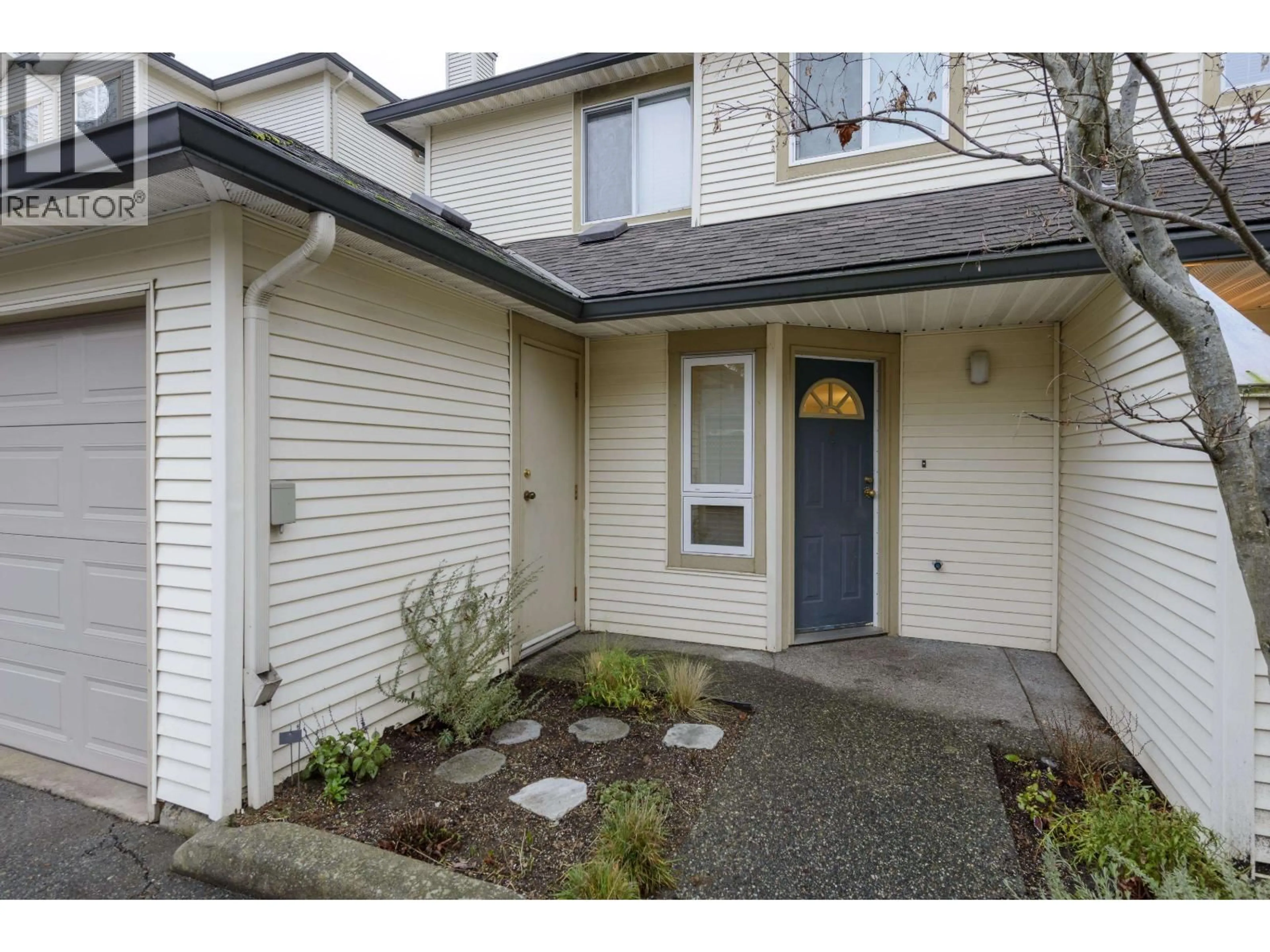 Unknown for 6 - 4245 SOPHIA STREET, Vancouver British Columbia V5V3V6