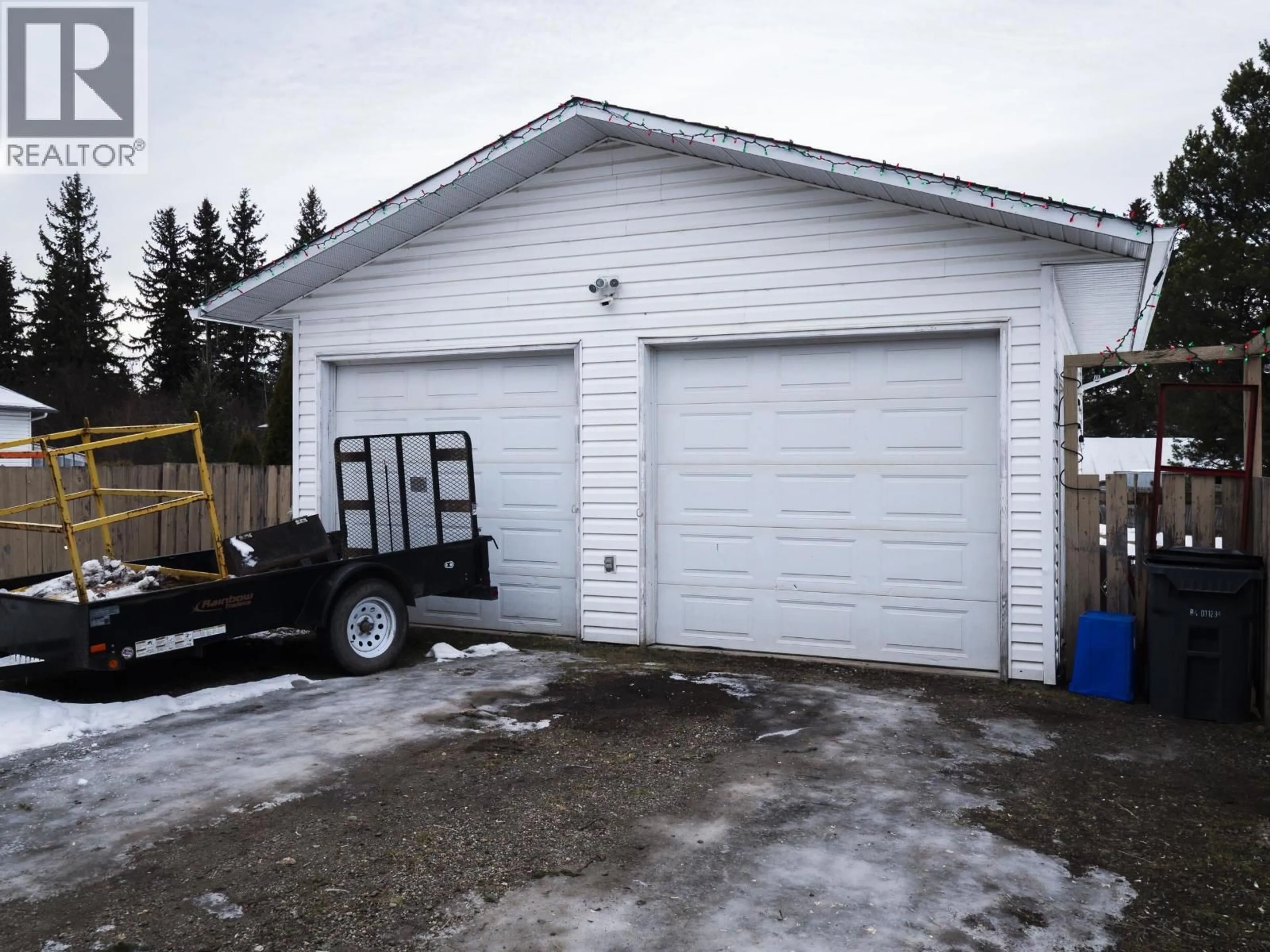 Indoor garage for 5608 PARK DRIVE, Prince George British Columbia V2N5N2