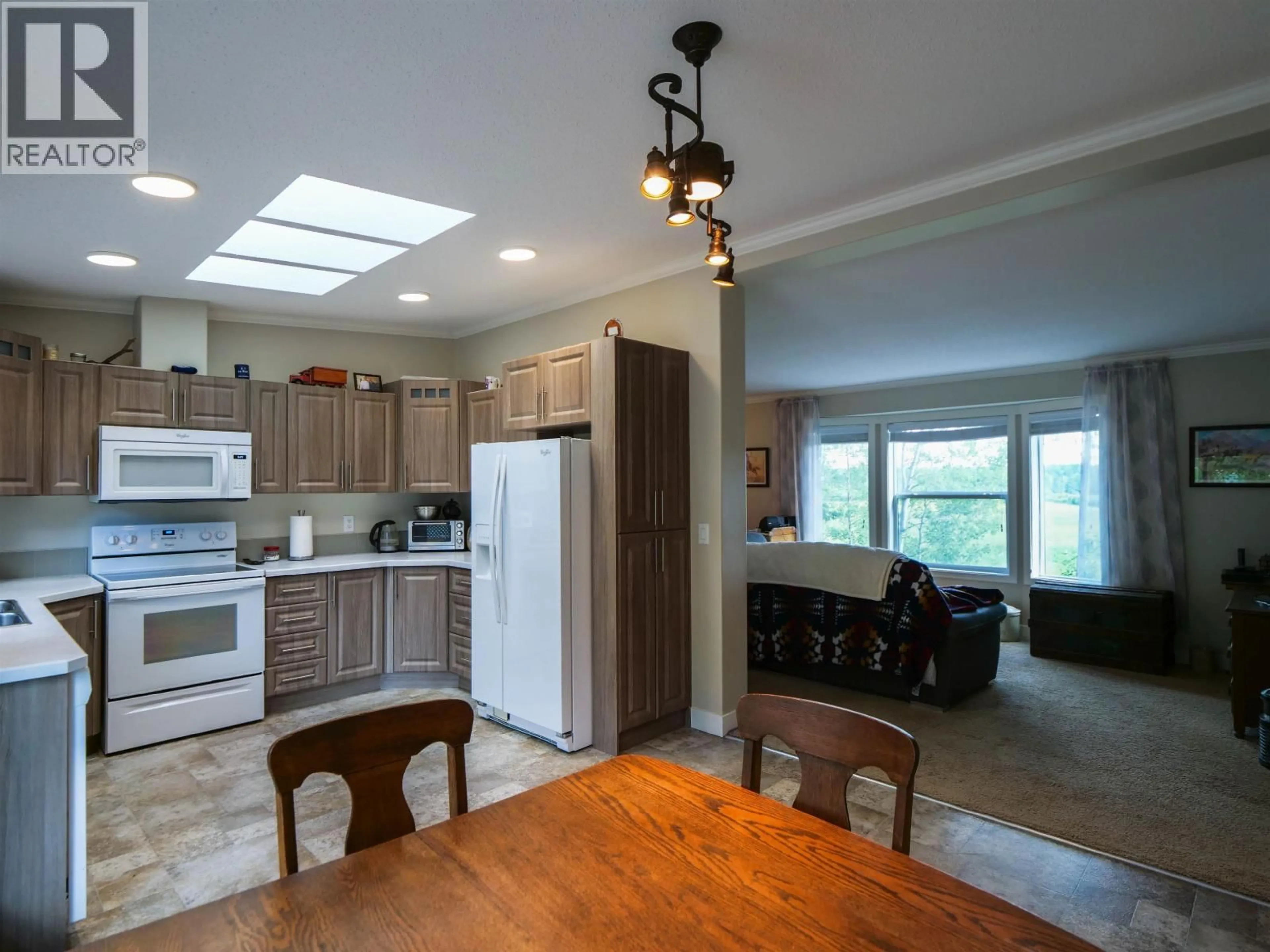 Open concept kitchen, unknown for 2281 BLACKWATER ROAD, Quesnel British Columbia V2J7C5