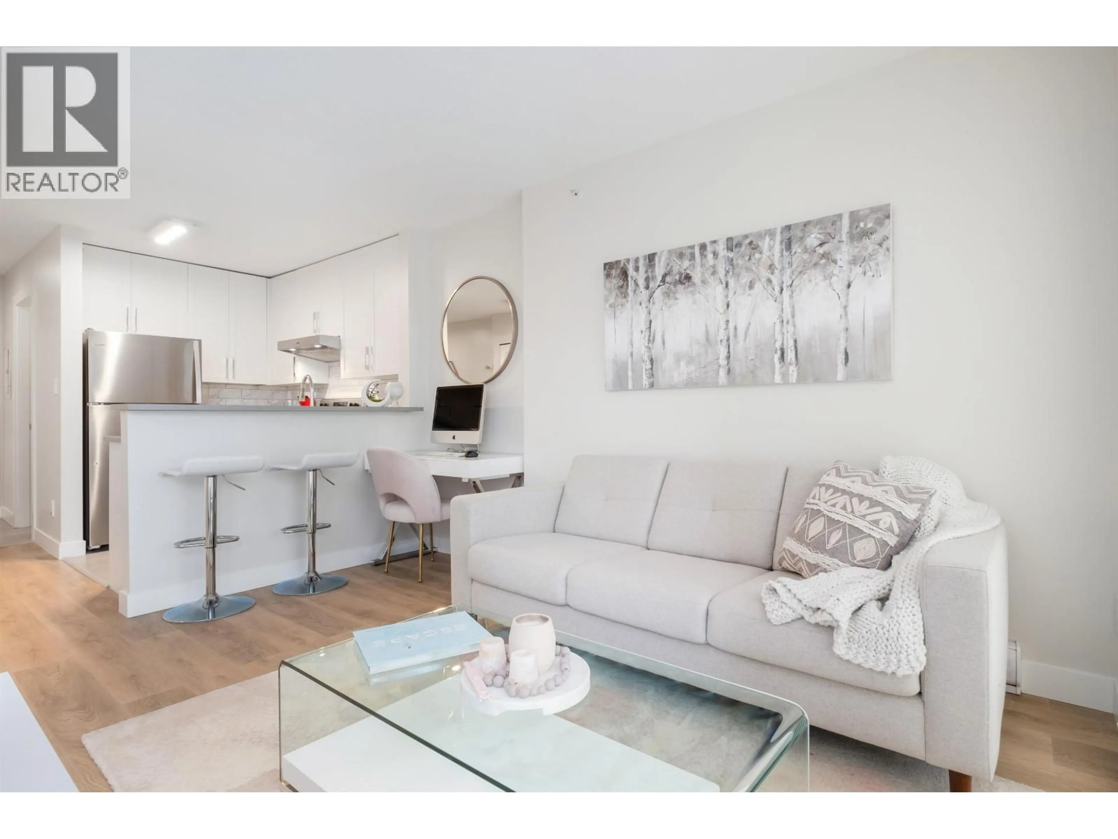 Living room with furniture, unknown for 1103 - 1295 RICHARDS STREET, Vancouver British Columbia V6B1B7