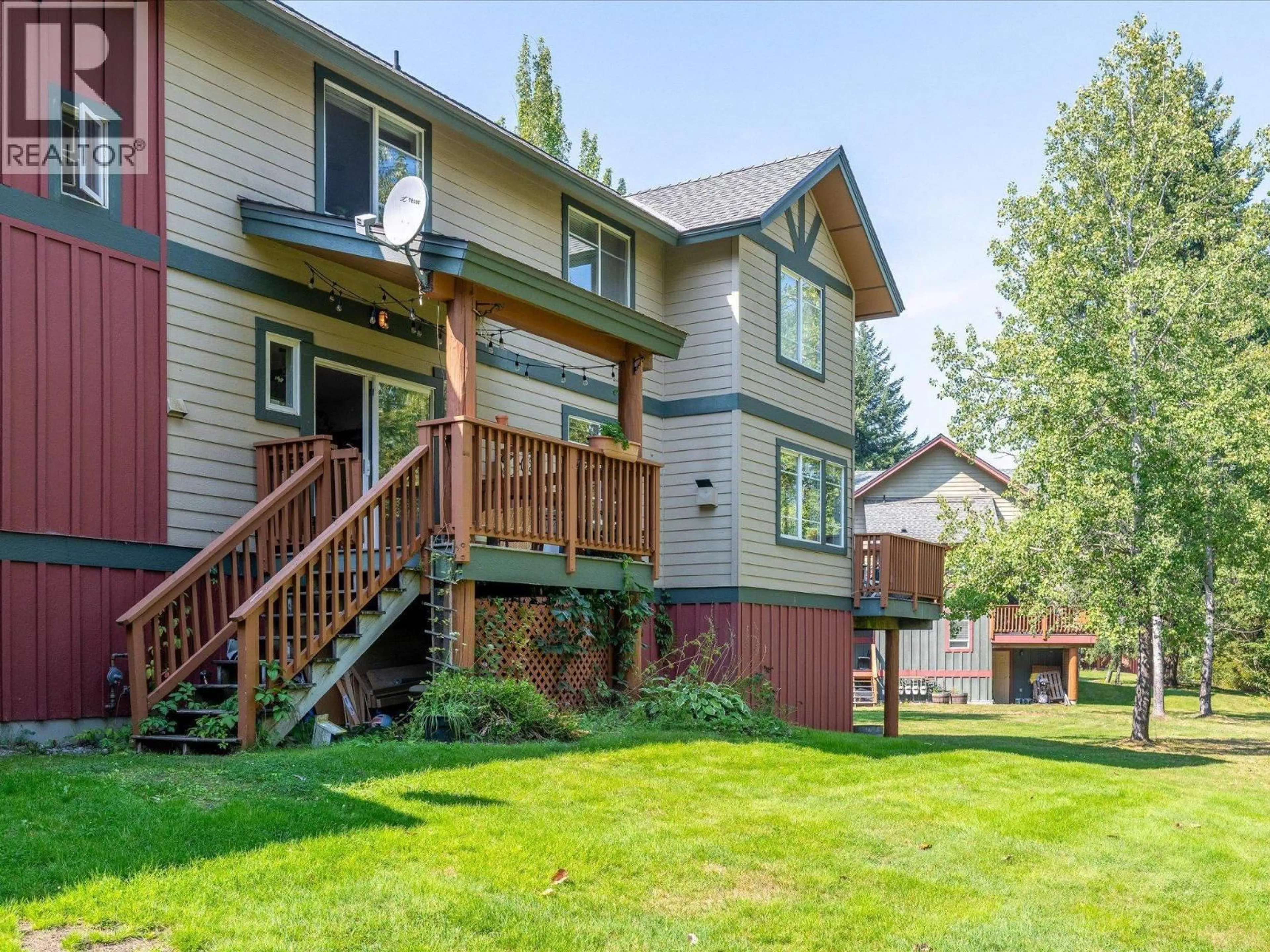 Home with vinyl exterior material, mountain view for 18 - 1450 VINE ROAD, Pemberton British Columbia V0N2L1