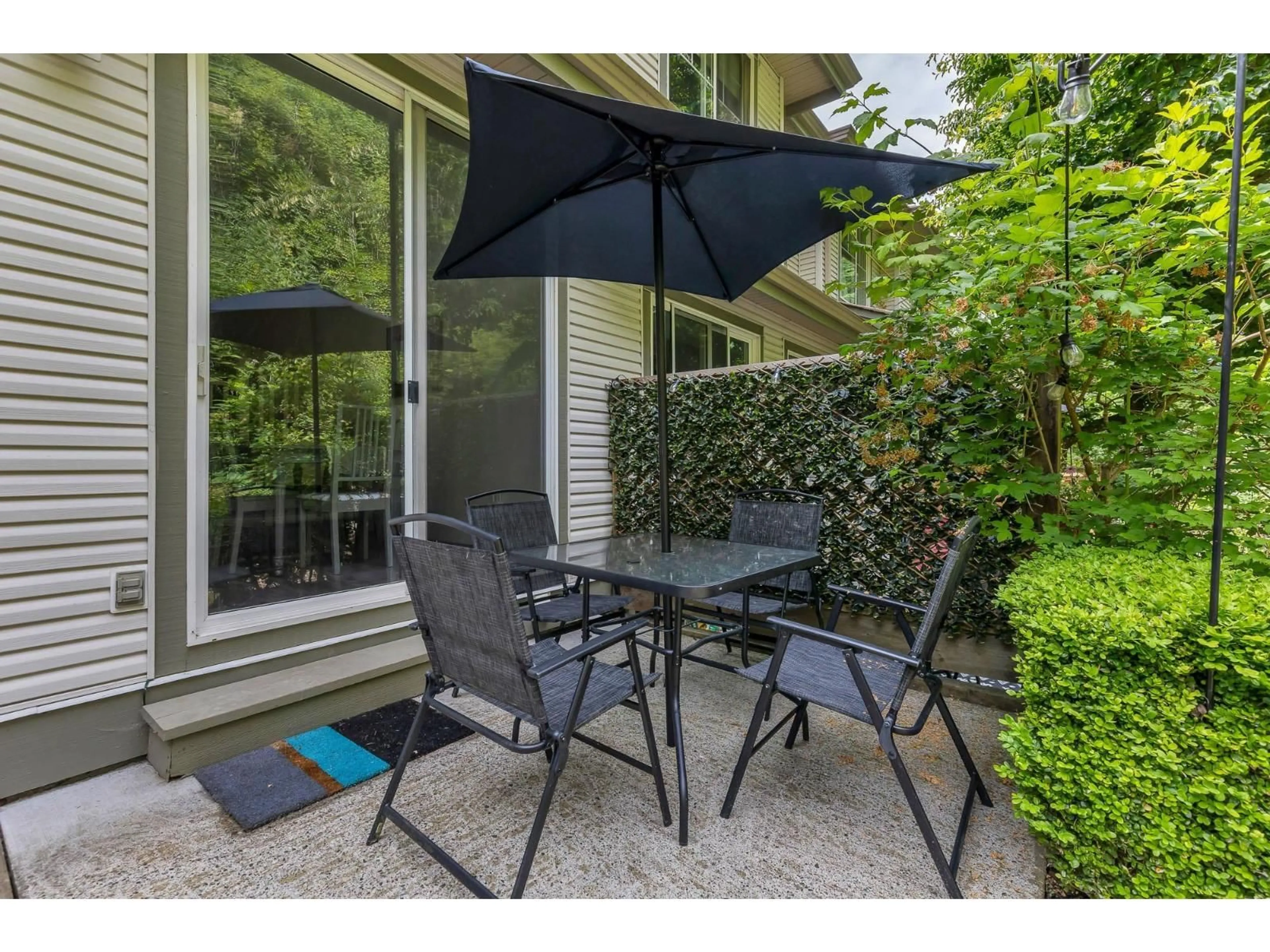 Patio, street for 5 - 35287 OLD YALE ROAD, Abbotsford British Columbia V3G8H5