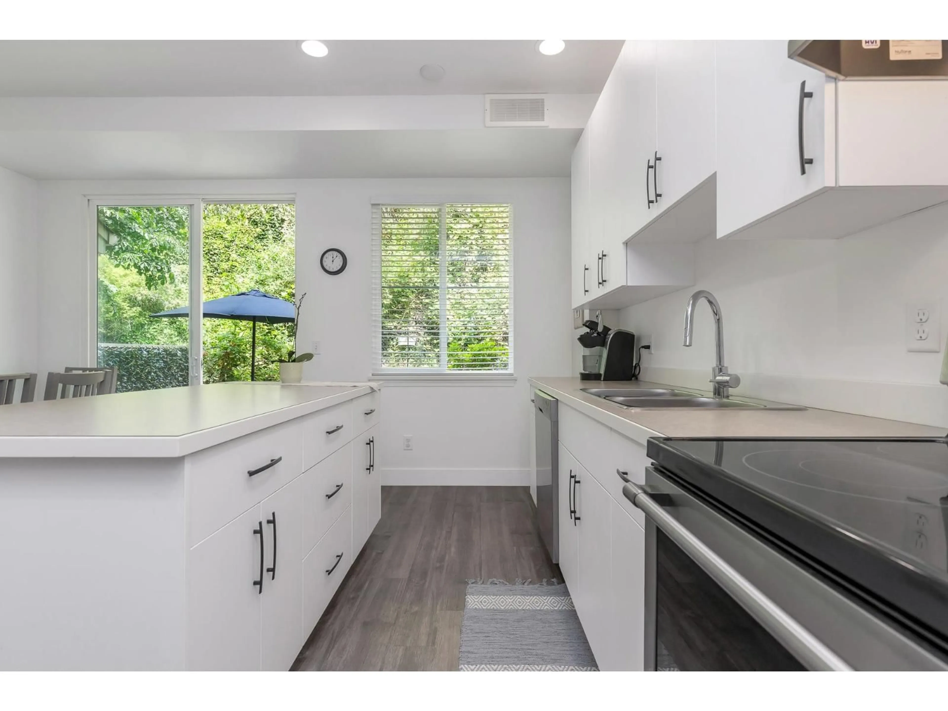 Open concept kitchen, unknown for 5 - 35287 OLD YALE ROAD, Abbotsford British Columbia V3G8H5