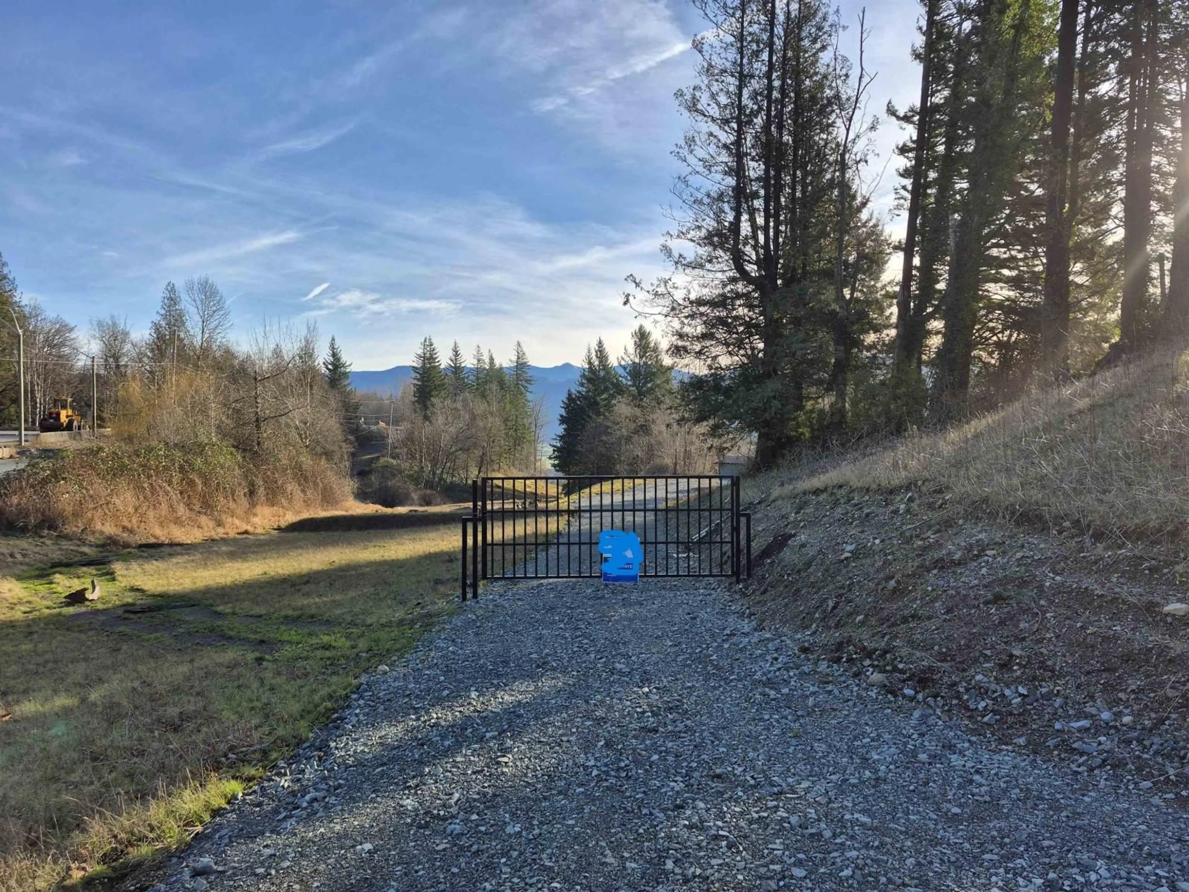 A pic from outside/outdoor area/front of a property/back of a property/a pic from drone, water/lake/river/ocean view for 37318 WARD ROAD, Abbotsford British Columbia V3G2K6