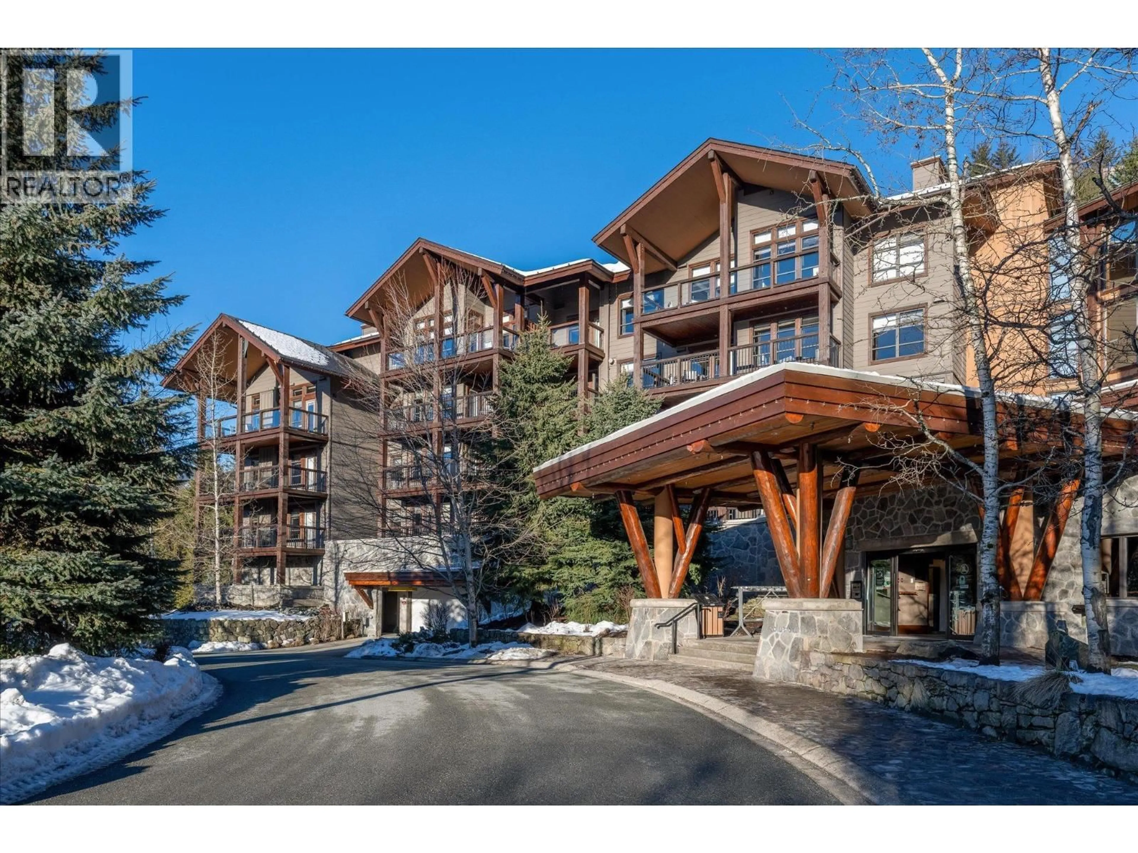 Indoor foyer for 308 D - 2020 LONDON LANE, Whistler British Columbia V0N1B2