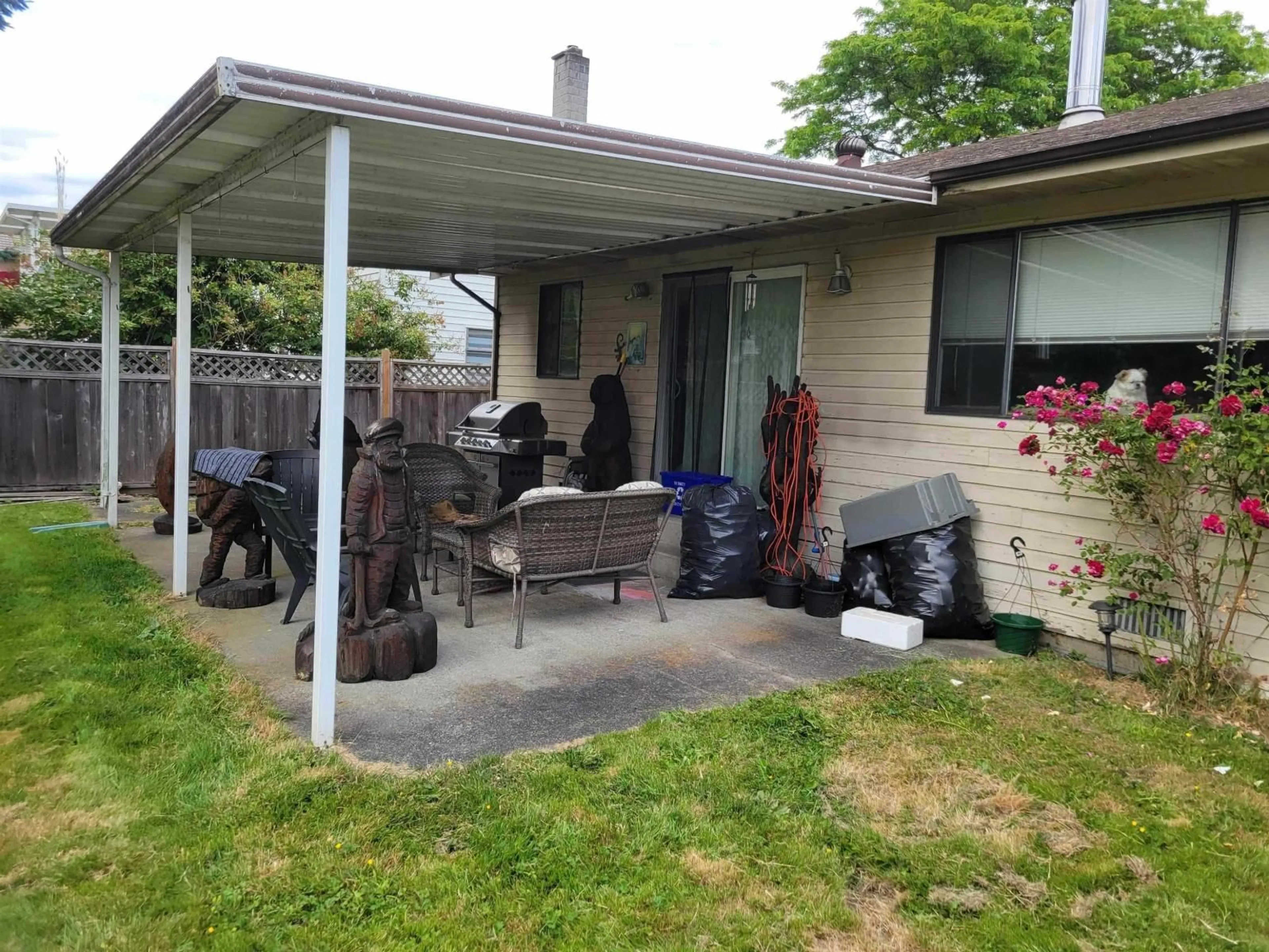 Patio, unknown for 9483 124A STREET, Surrey British Columbia V3V7G3