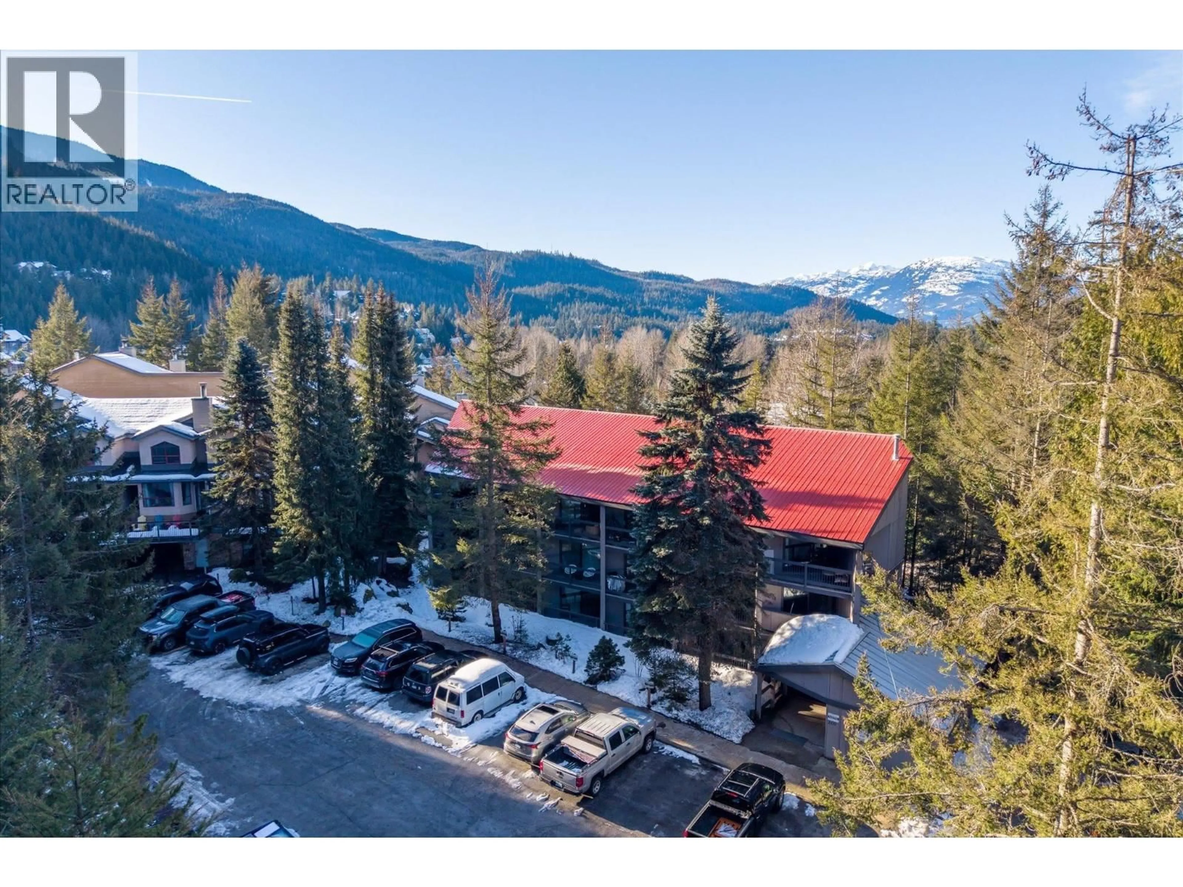 A pic from outside/outdoor area/front of a property/back of a property/a pic from drone, mountain view for 211 - 2109 WHISTLER ROAD, Whistler British Columbia V8E0A6