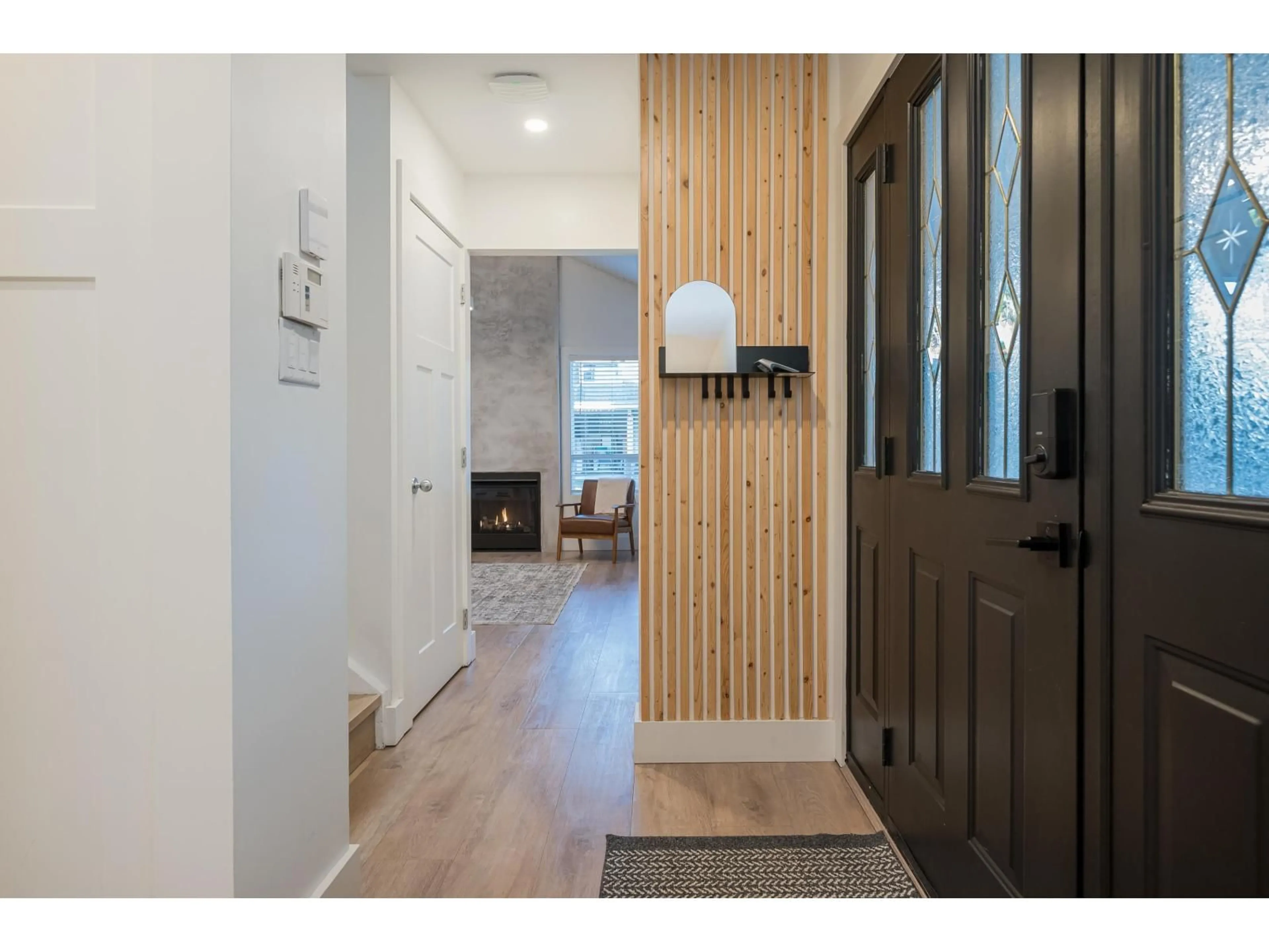 Indoor entryway for 2773 SILVERTREE COURT, Abbotsford British Columbia V2S5N6
