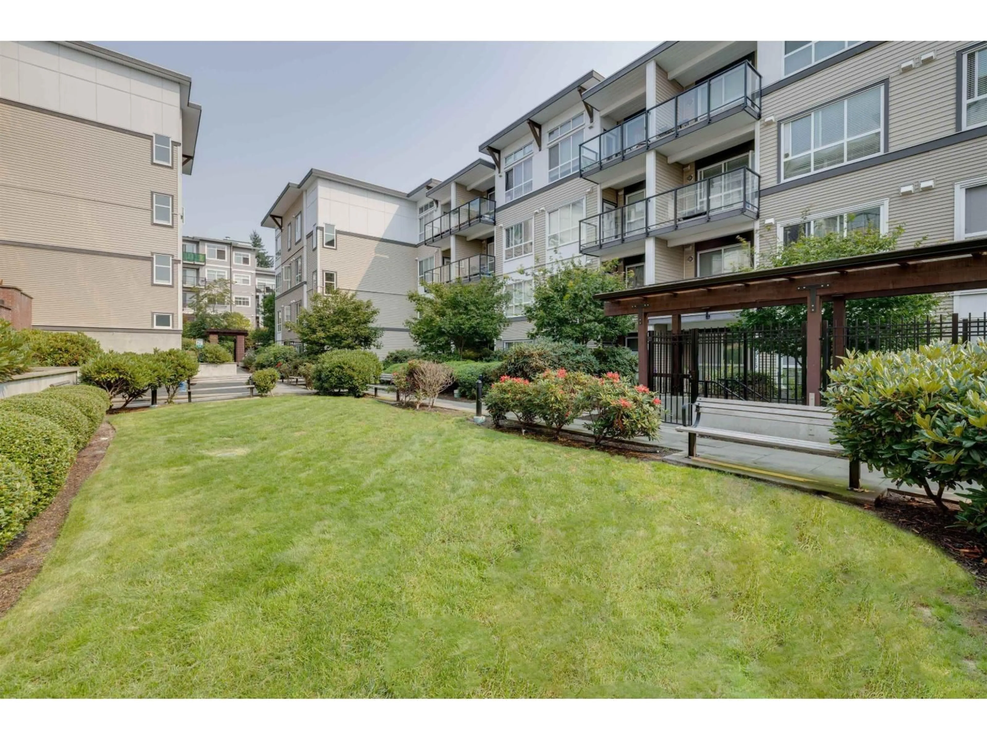 Patio, street for 3033 - 19567 64TH AVENUE, Surrey British Columbia V3S7H8