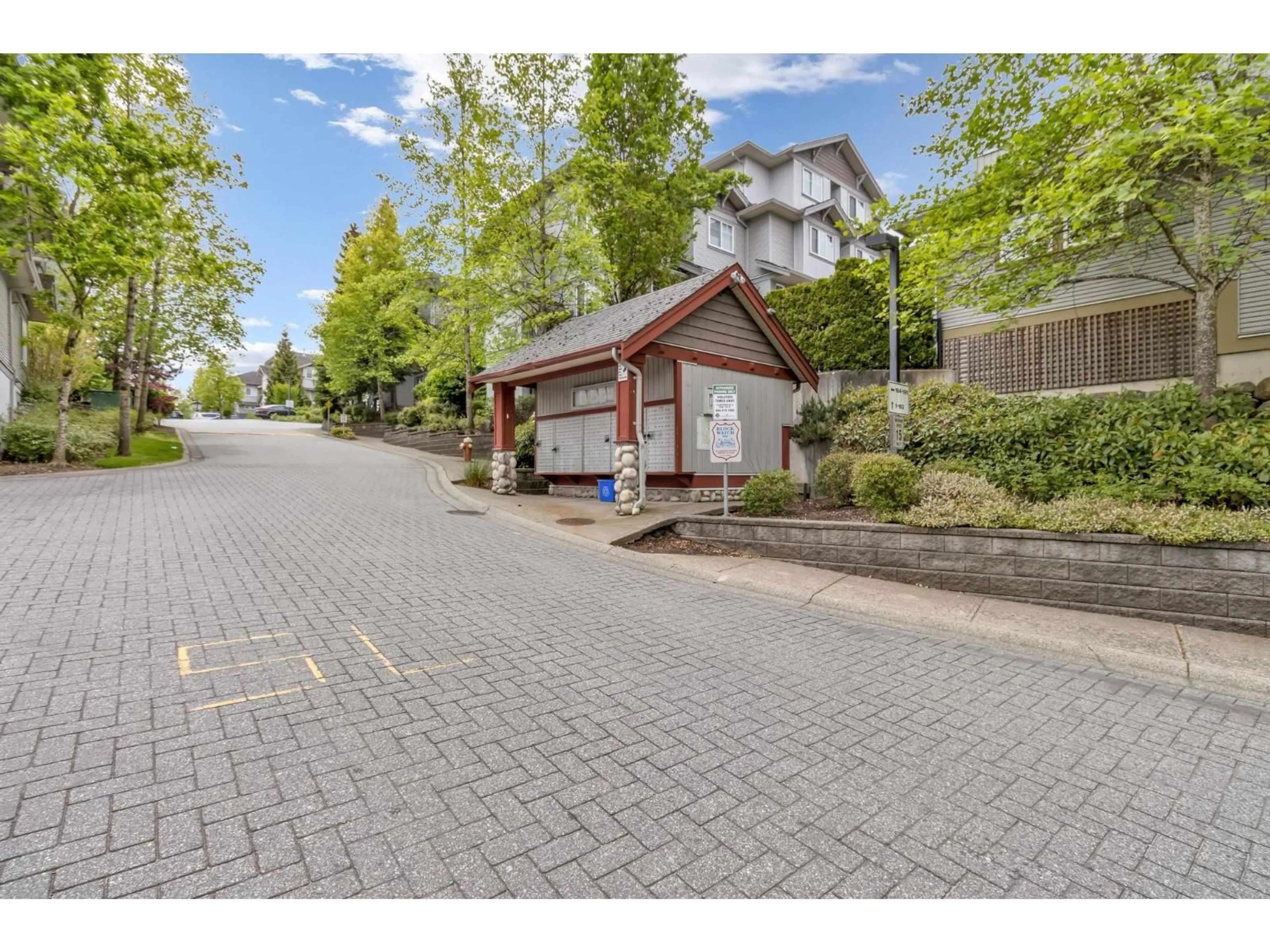 Unknown for 108 - 12040 68 AVENUE, Surrey British Columbia V3W1P5