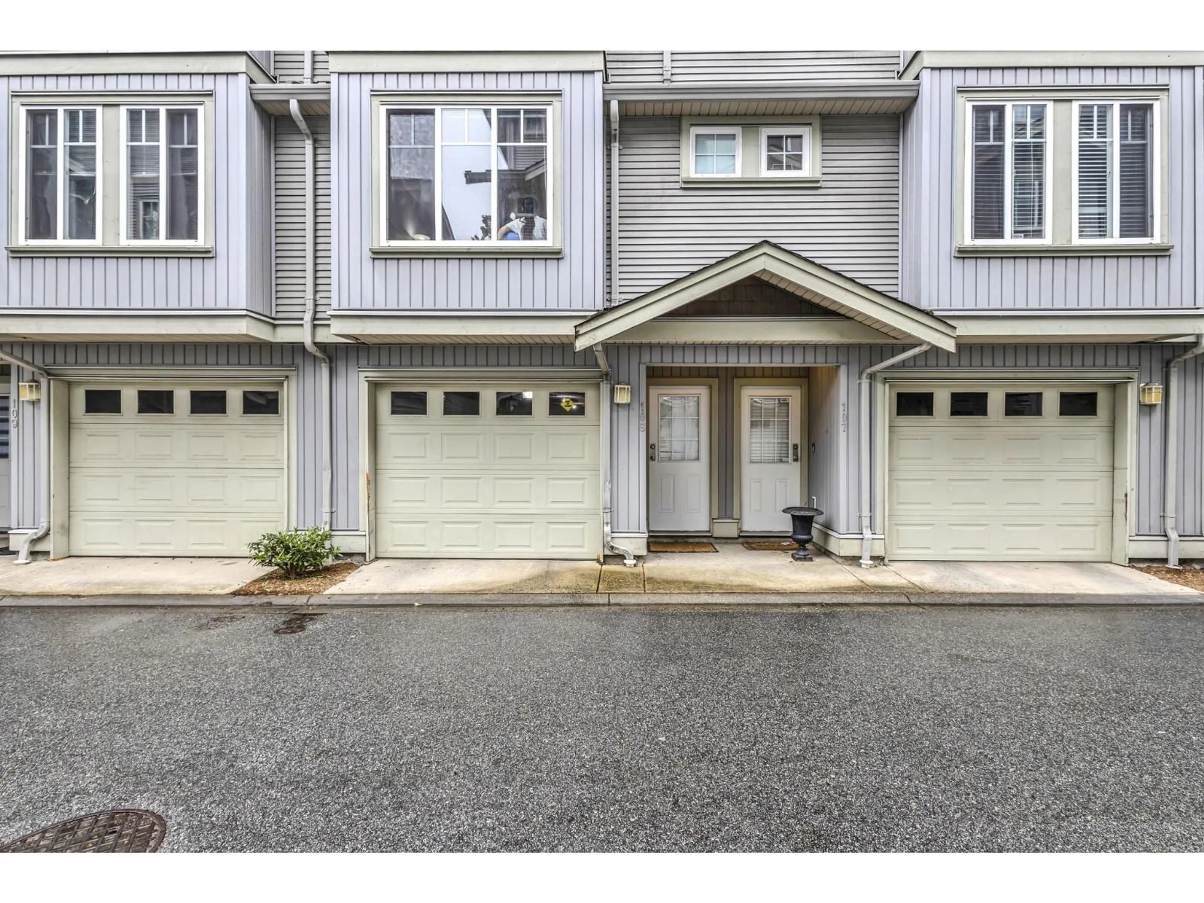 Unknown for 108 - 12040 68 AVENUE, Surrey British Columbia V3W1P5