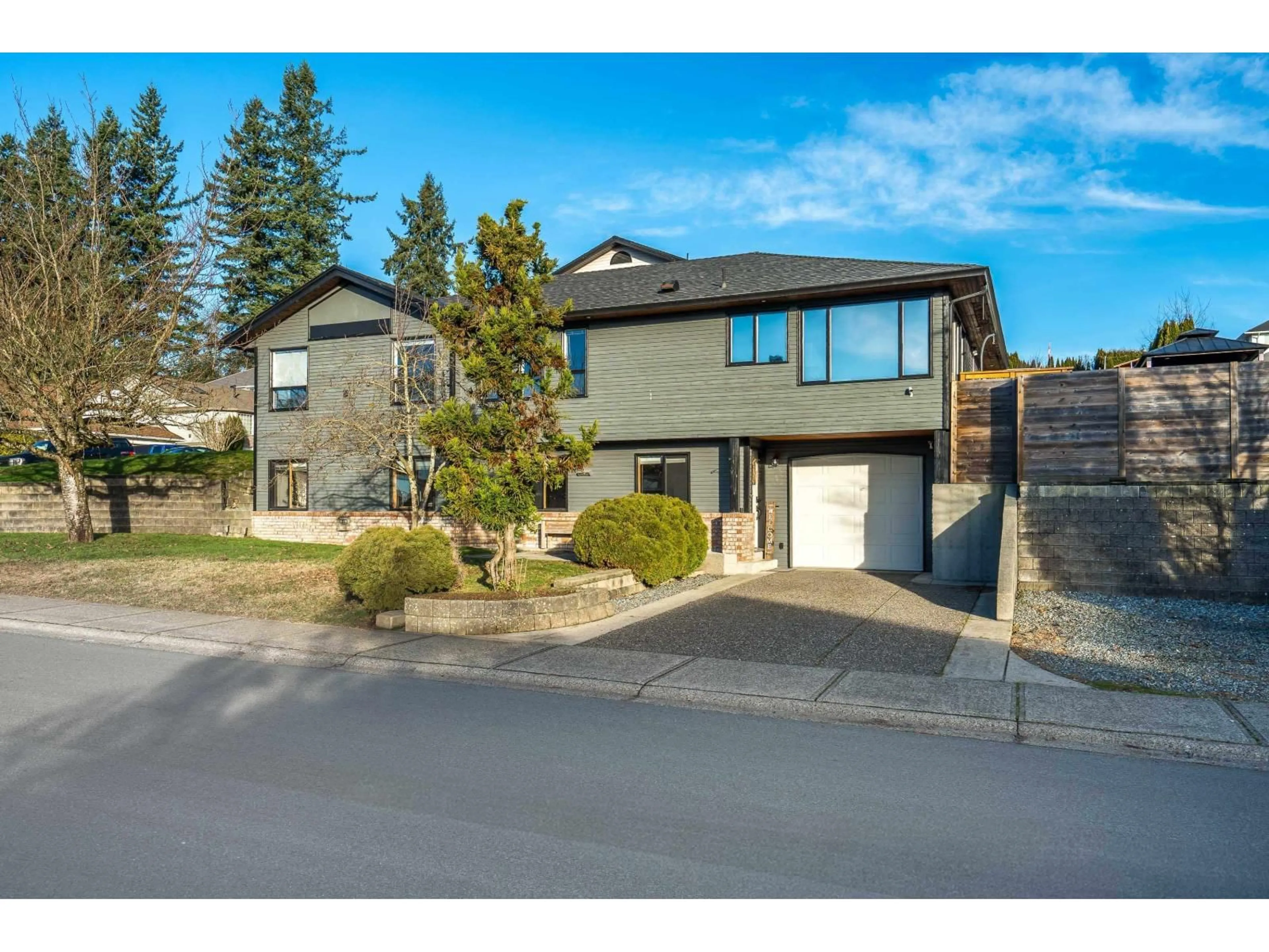 Unknown for 8248 MCINTYRE STREET, Mission British Columbia V2V6T3