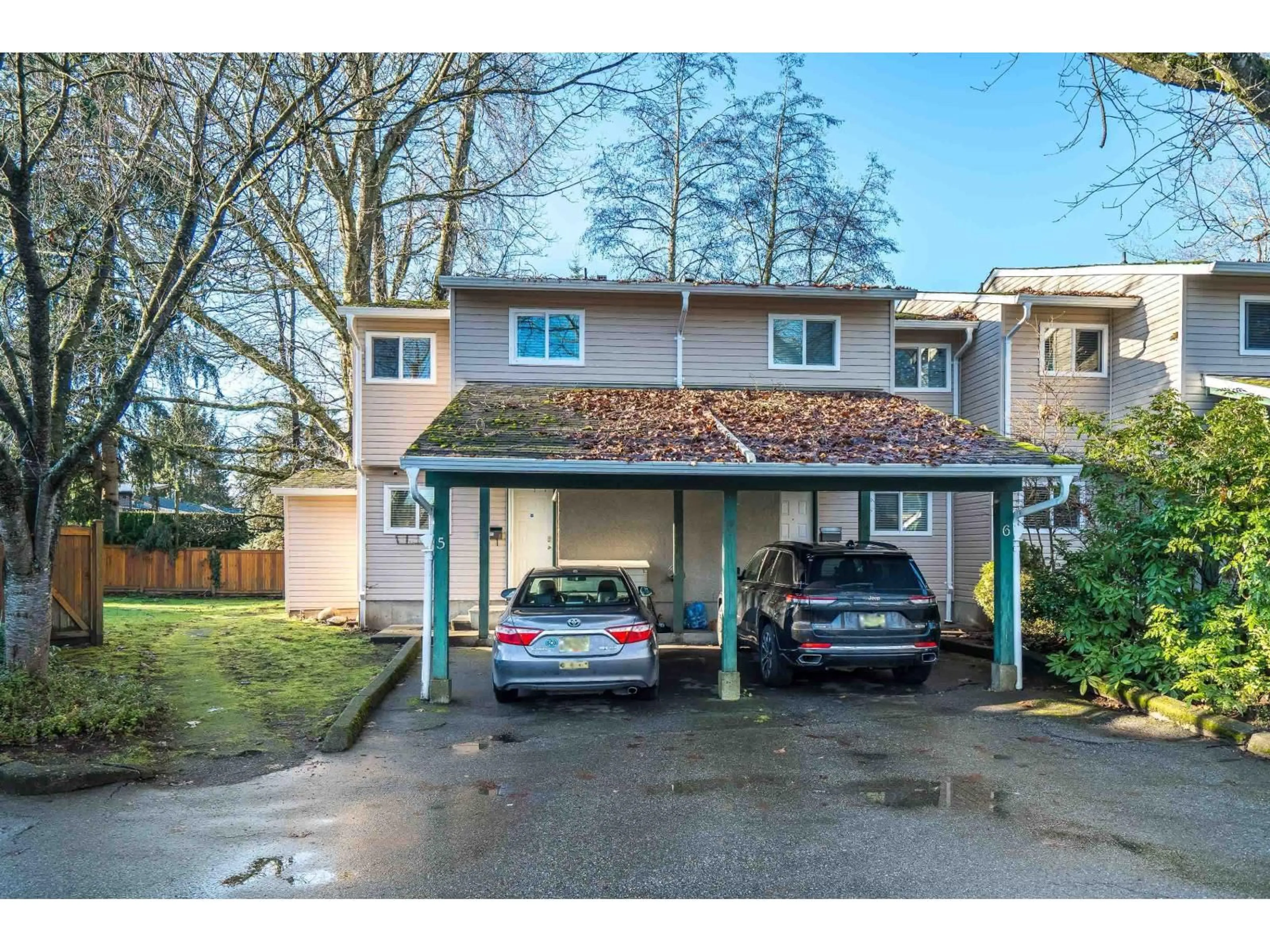 A pic from outside/outdoor area/front of a property/back of a property/a pic from drone, street for 5 - 20591 51A AVENUE, Langley British Columbia V3A7A4