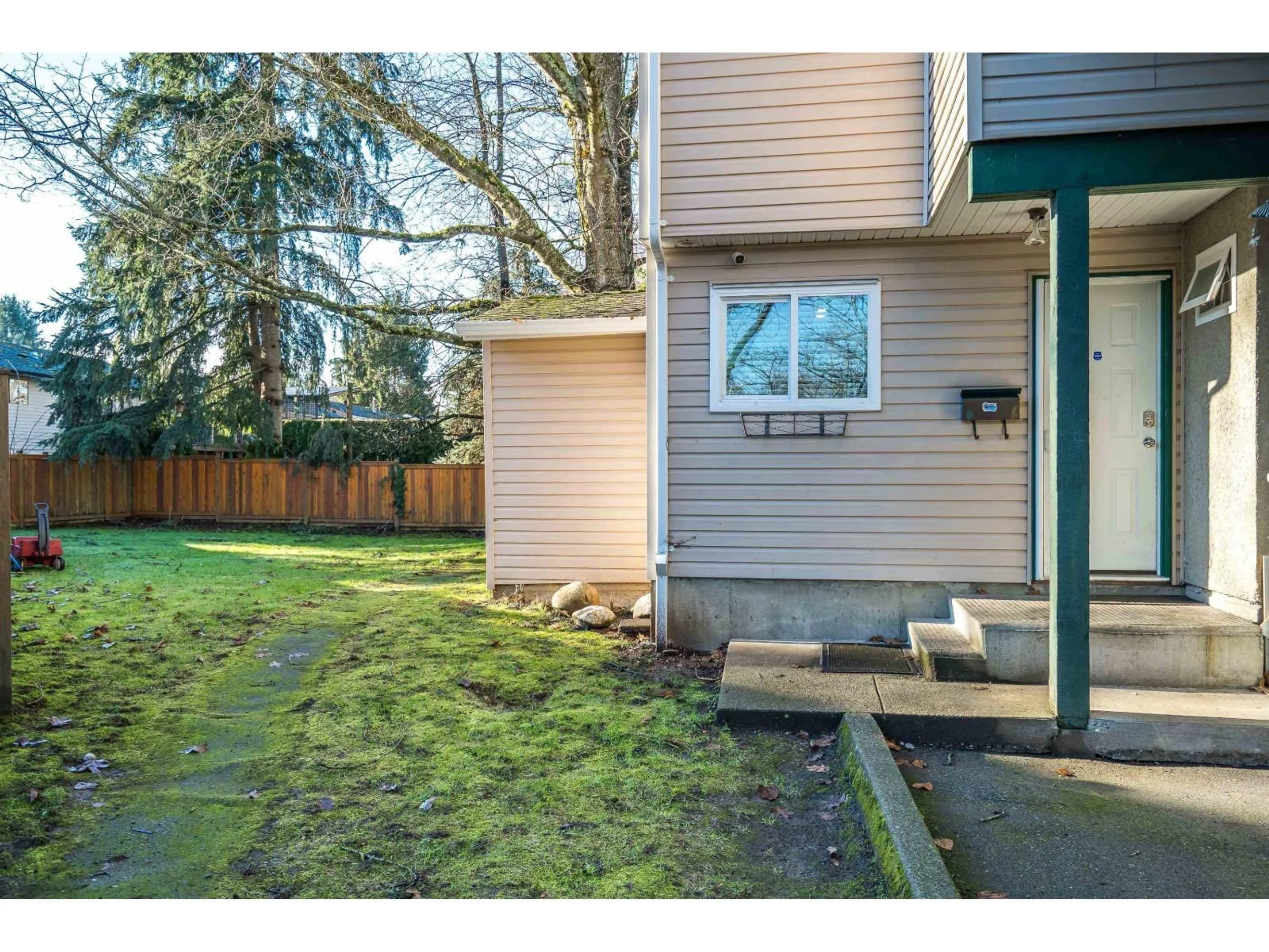 Unknown for 5 - 20591 51A AVENUE, Langley British Columbia V3A7A4