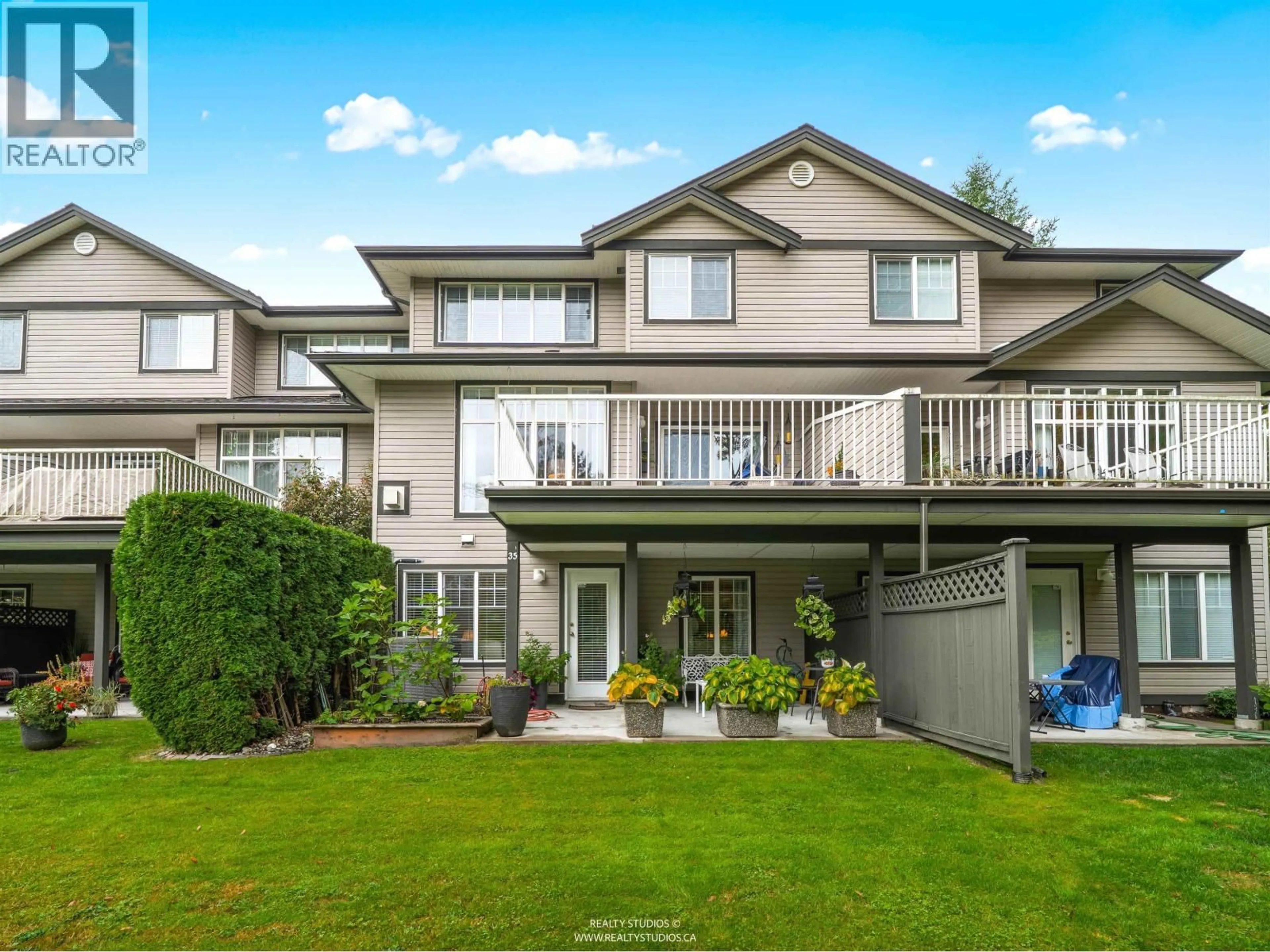 Home with vinyl exterior material, mountain view for 35 - 11358 COTTONWOOD DRIVE, Maple Ridge British Columbia V2X5V5
