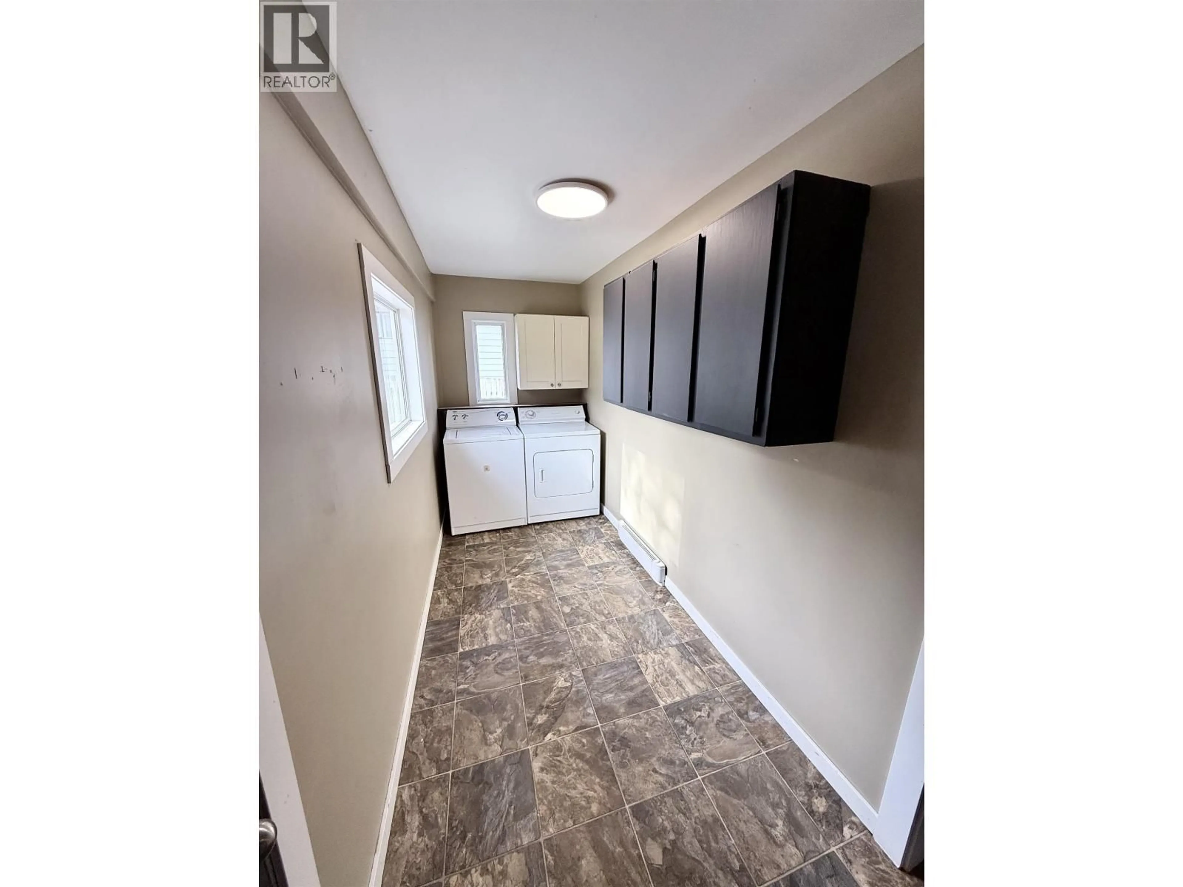 Unknown for 585 GILLETT STREET, Prince George British Columbia V2M2T8