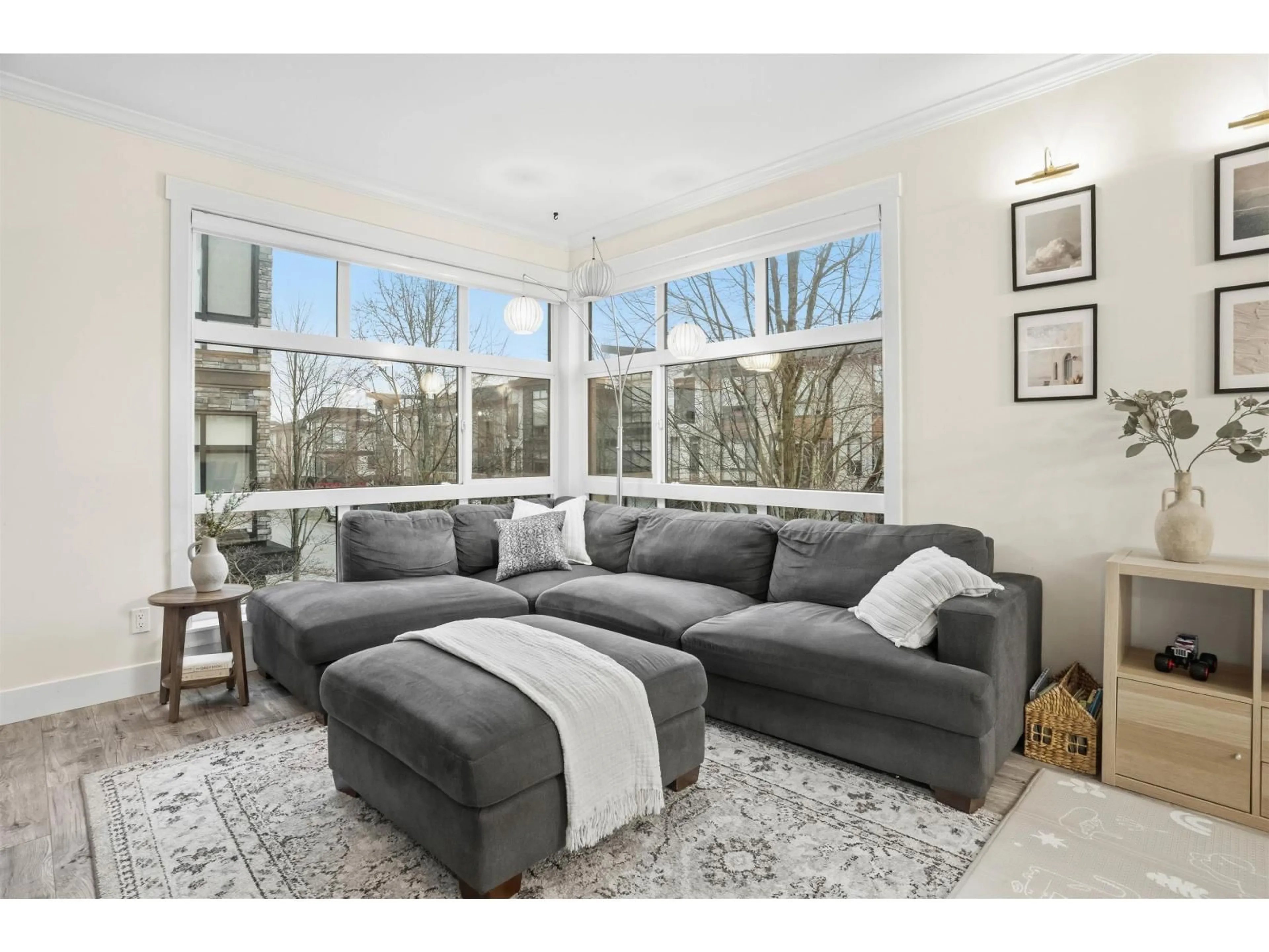 Living room with furniture, unknown for 215 - 16488 64 AVENUE, Surrey British Columbia V3S6X6