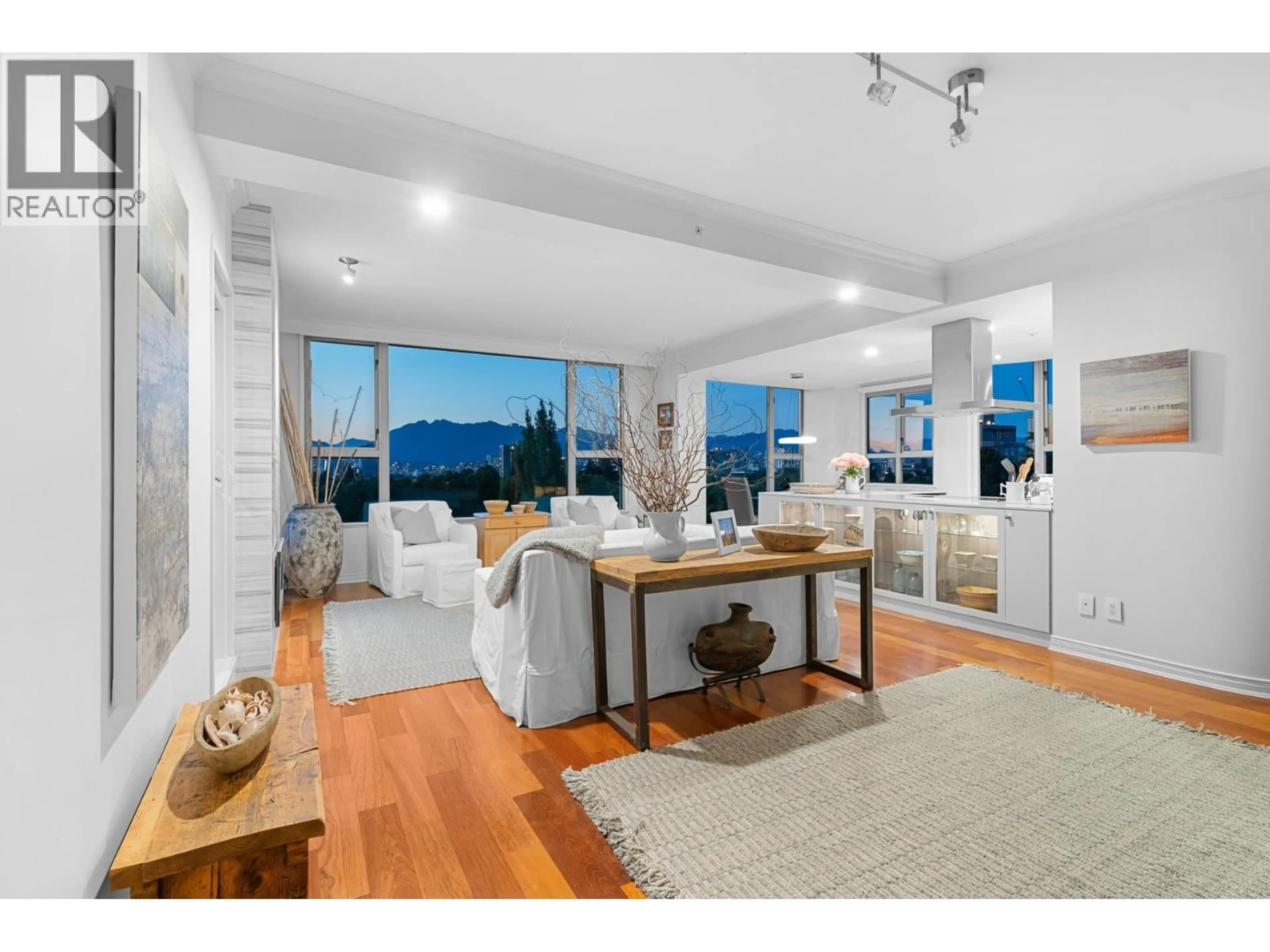 Unknown for 700 - 1788 13TH AVENUE, Vancouver British Columbia V6J2H1