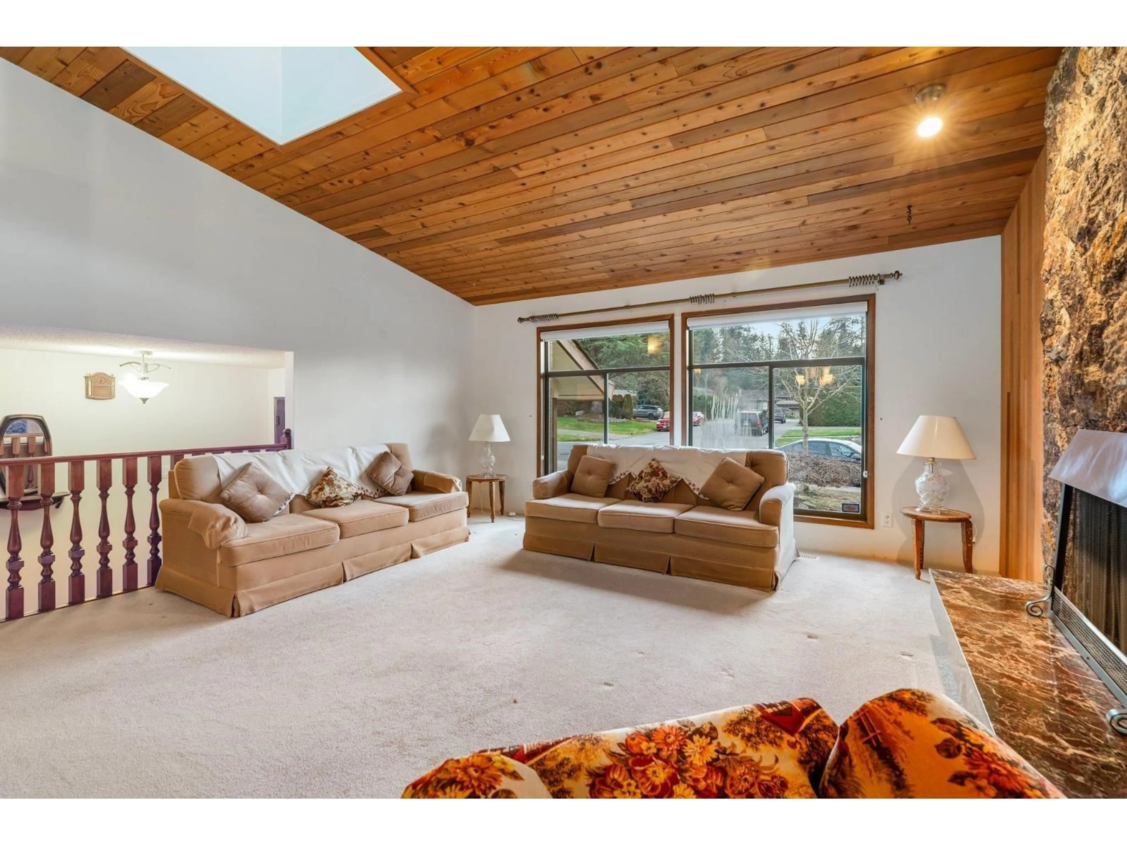 Living room with furniture, unknown for 11417 SOMERSET CRESCENT, Delta British Columbia V4E2P1