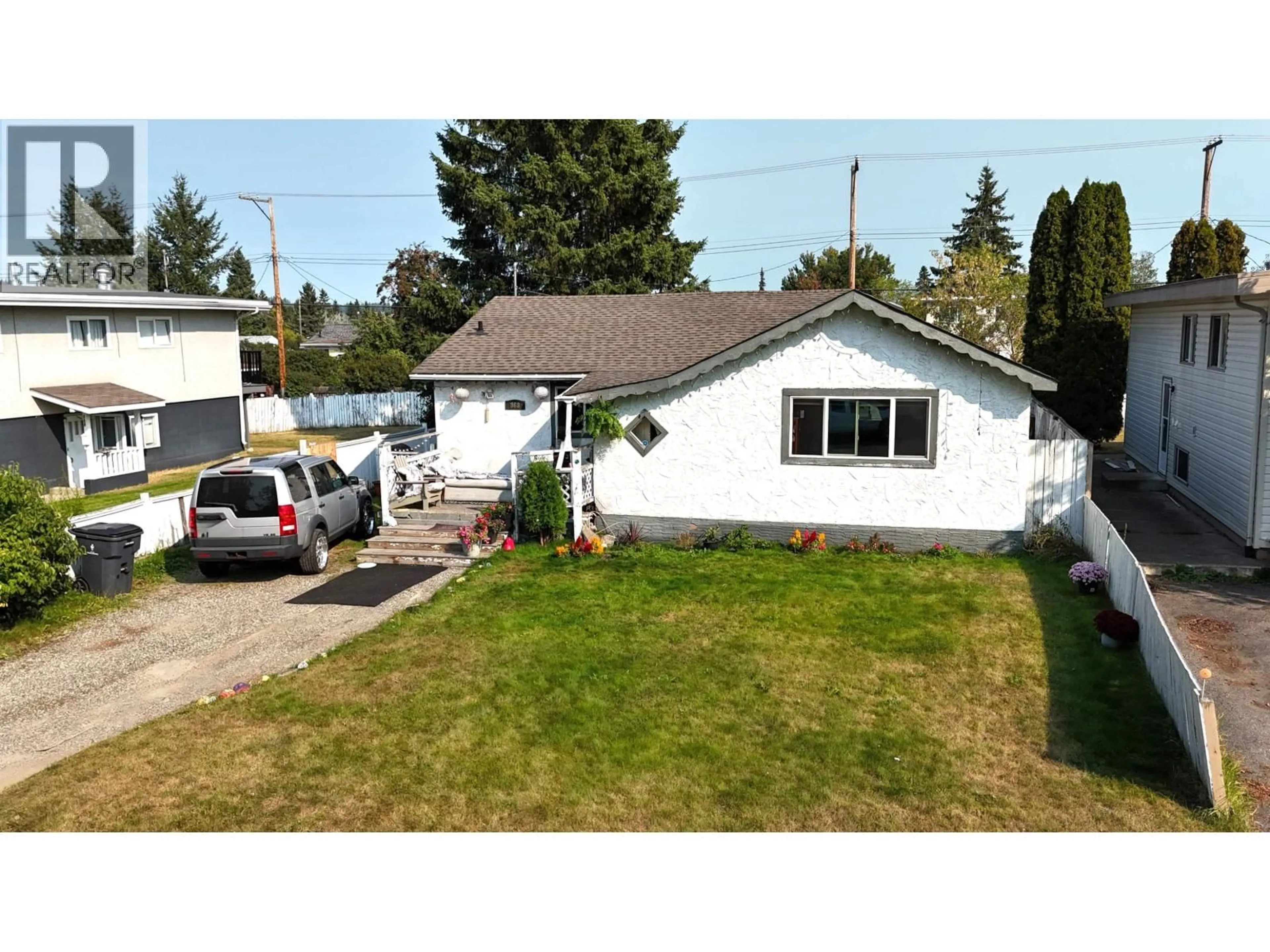 A pic from outside/outdoor area/front of a property/back of a property/a pic from drone, street for 868 FREEMAN STREET, Prince George British Columbia V2M2R5