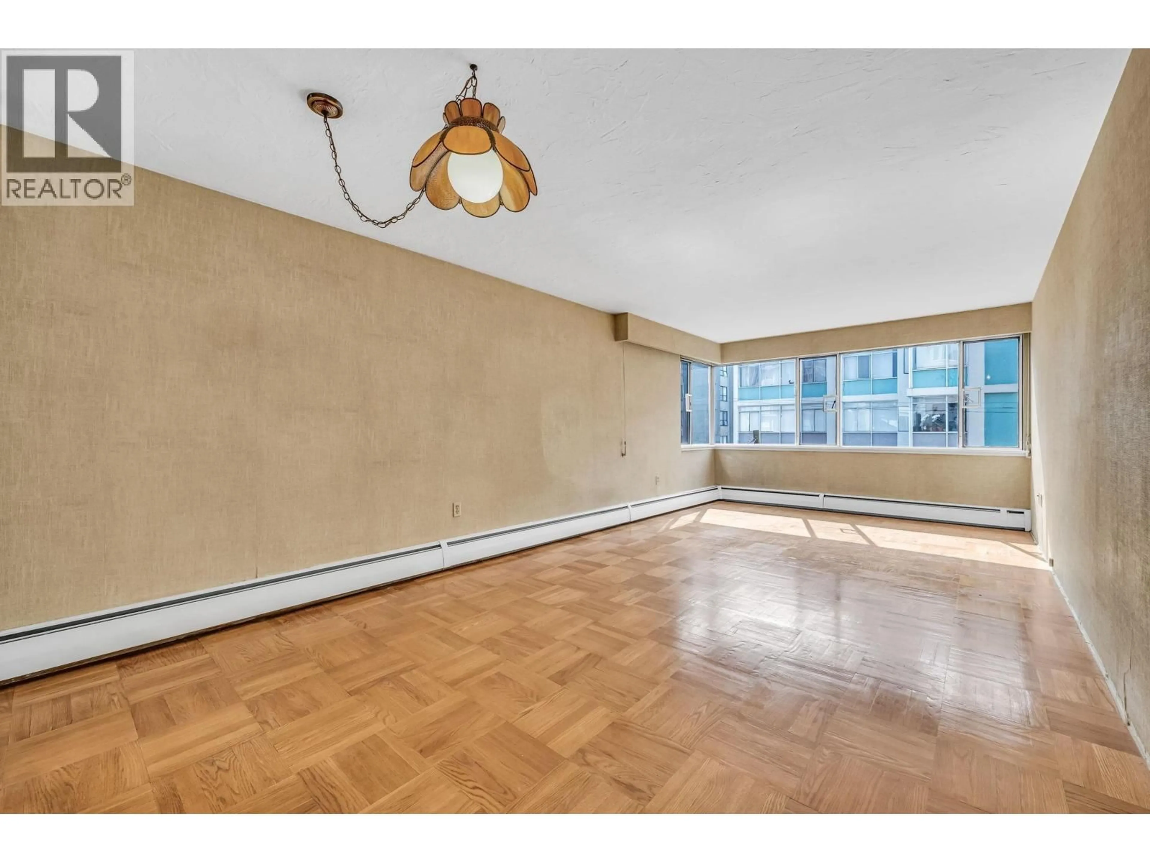 A pic of a room for 301 - 1050 CHILCO STREET, Vancouver British Columbia V6G2R8