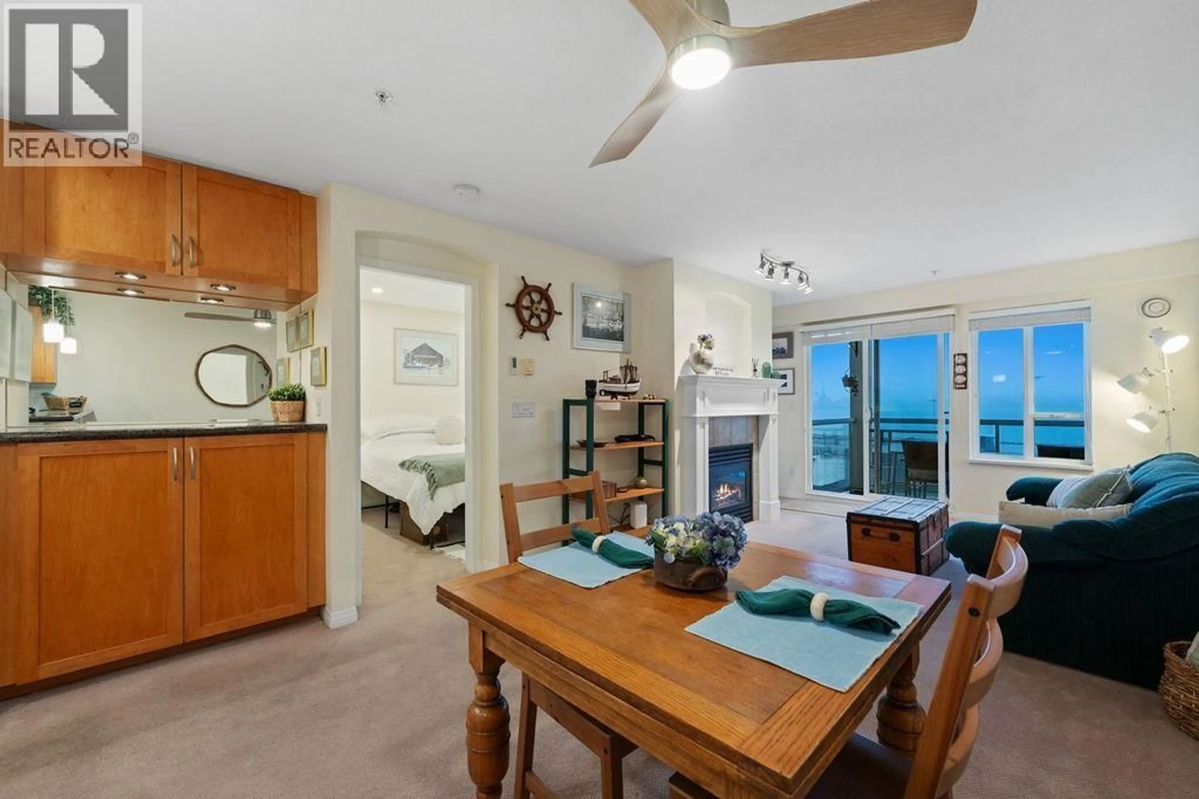 Unknown for 308 - 333 1ST STREET, North Vancouver British Columbia V7L4W9