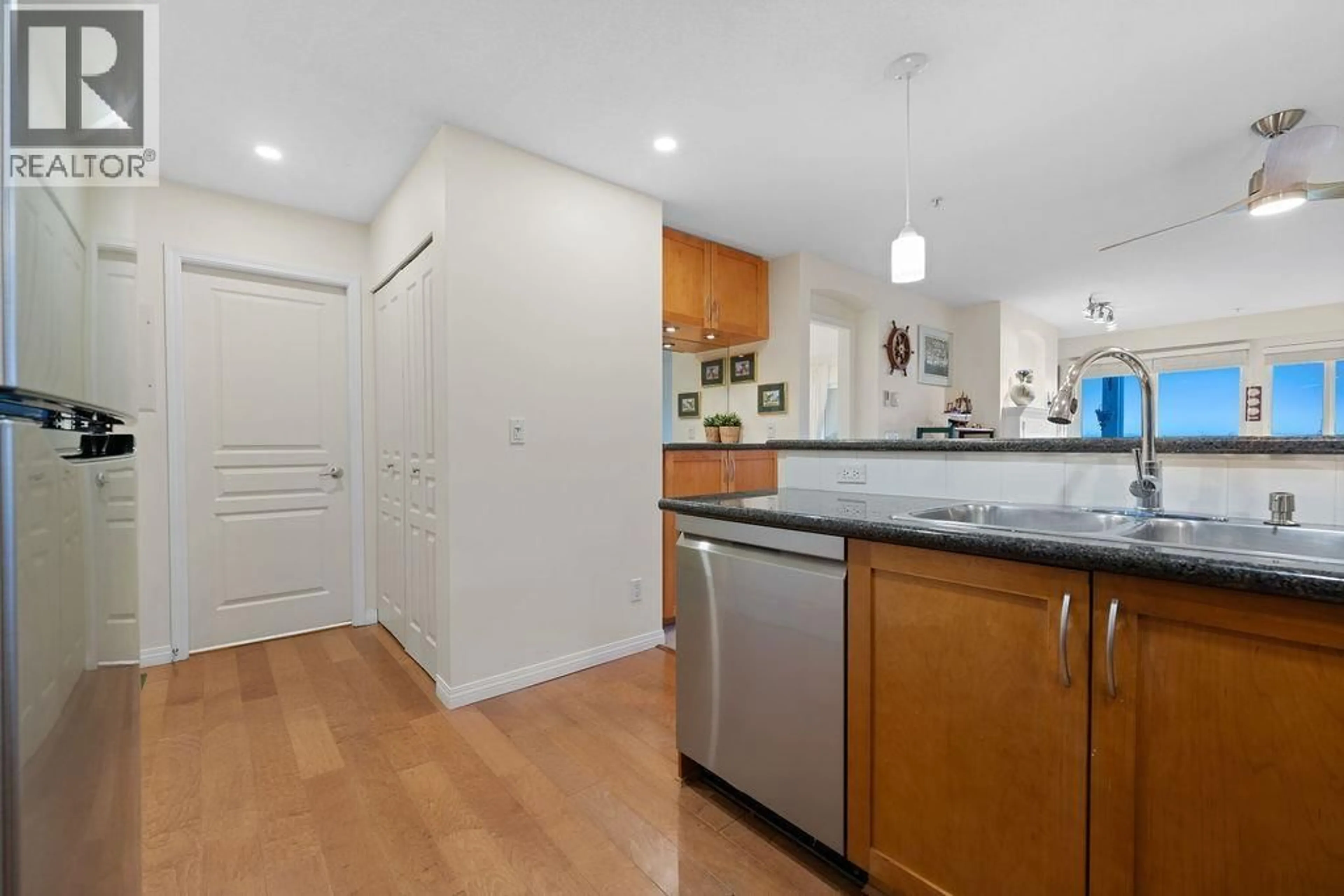 Unknown for 308 - 333 1ST STREET, North Vancouver British Columbia V7L4W9