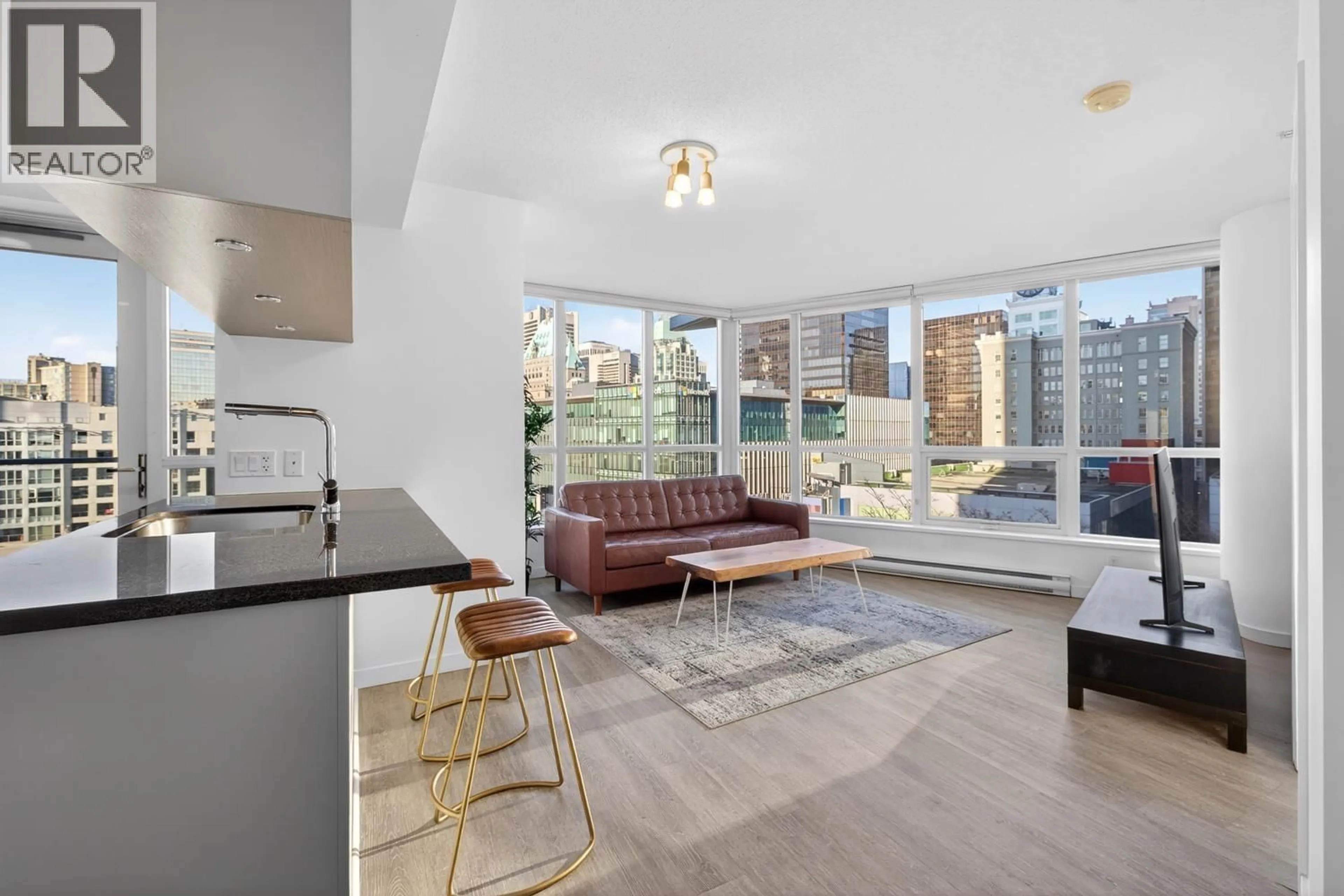 Open concept kitchen, unknown for 1011 - 833 SEYMOUR STREET, Vancouver British Columbia V6B0G4