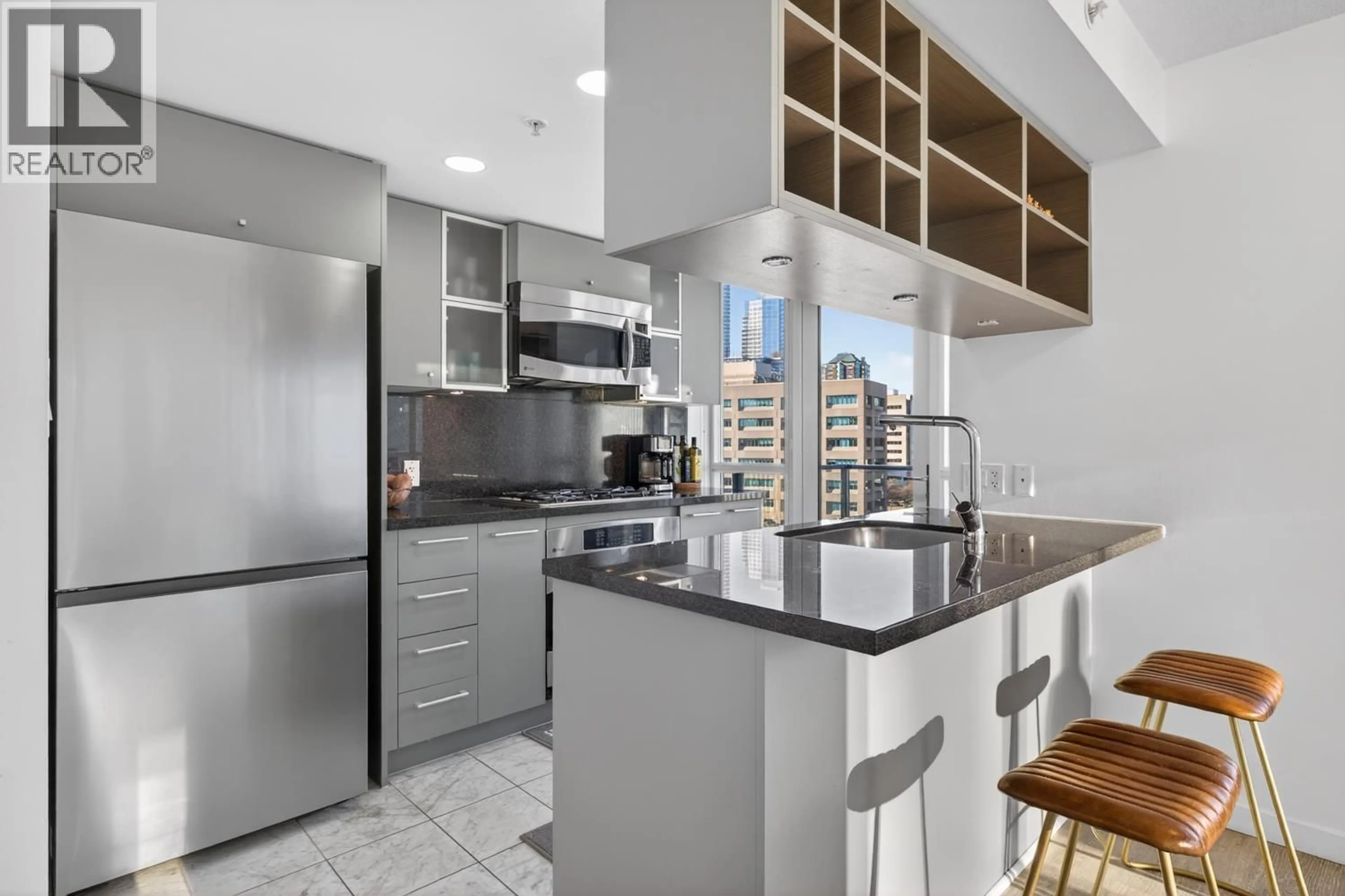 Unknown for 1011 - 833 SEYMOUR STREET, Vancouver British Columbia V6B0G4