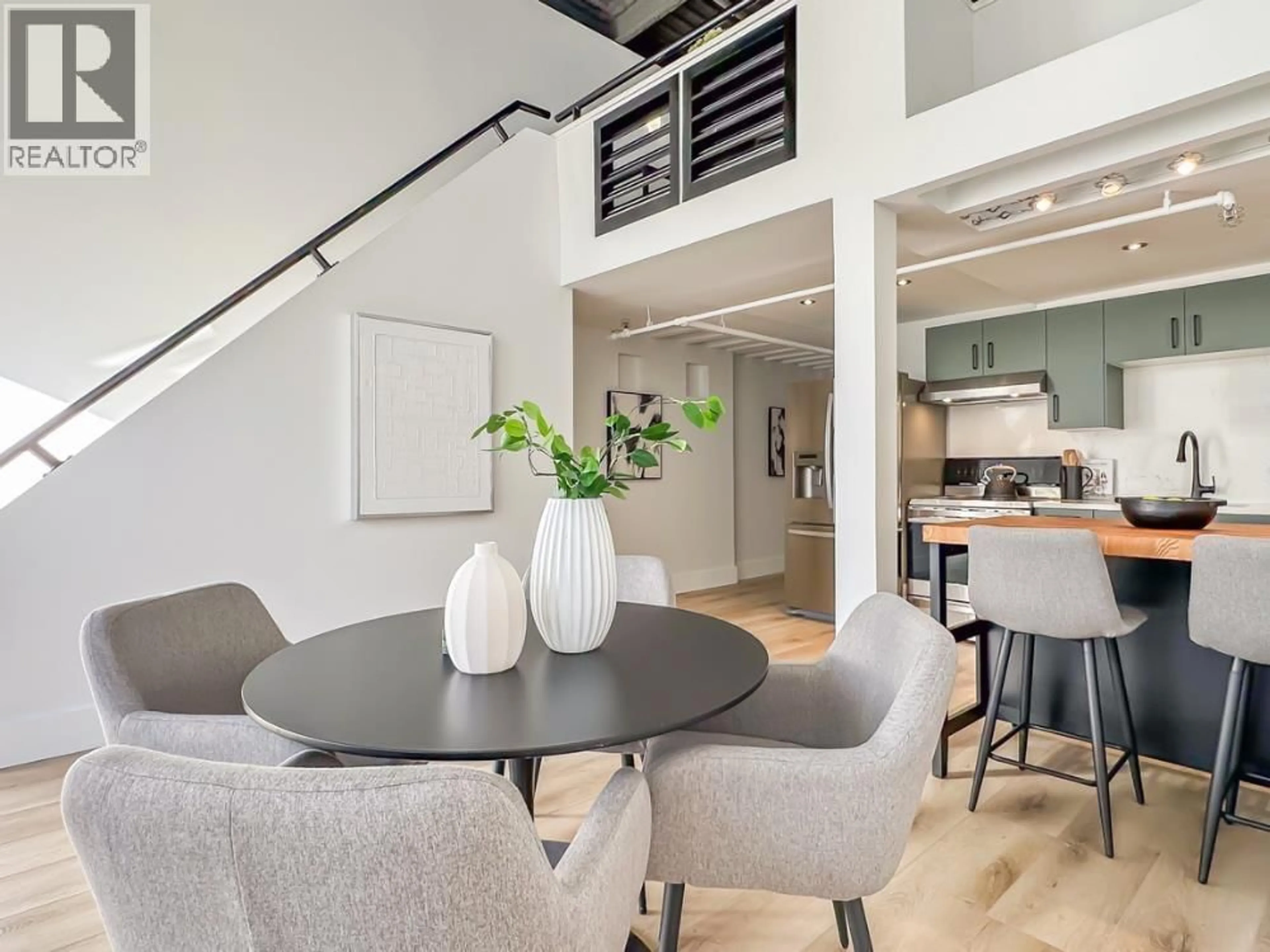 Open concept kitchen, unknown for 315 - 336 1ST AVENUE, Vancouver British Columbia V5T4R6