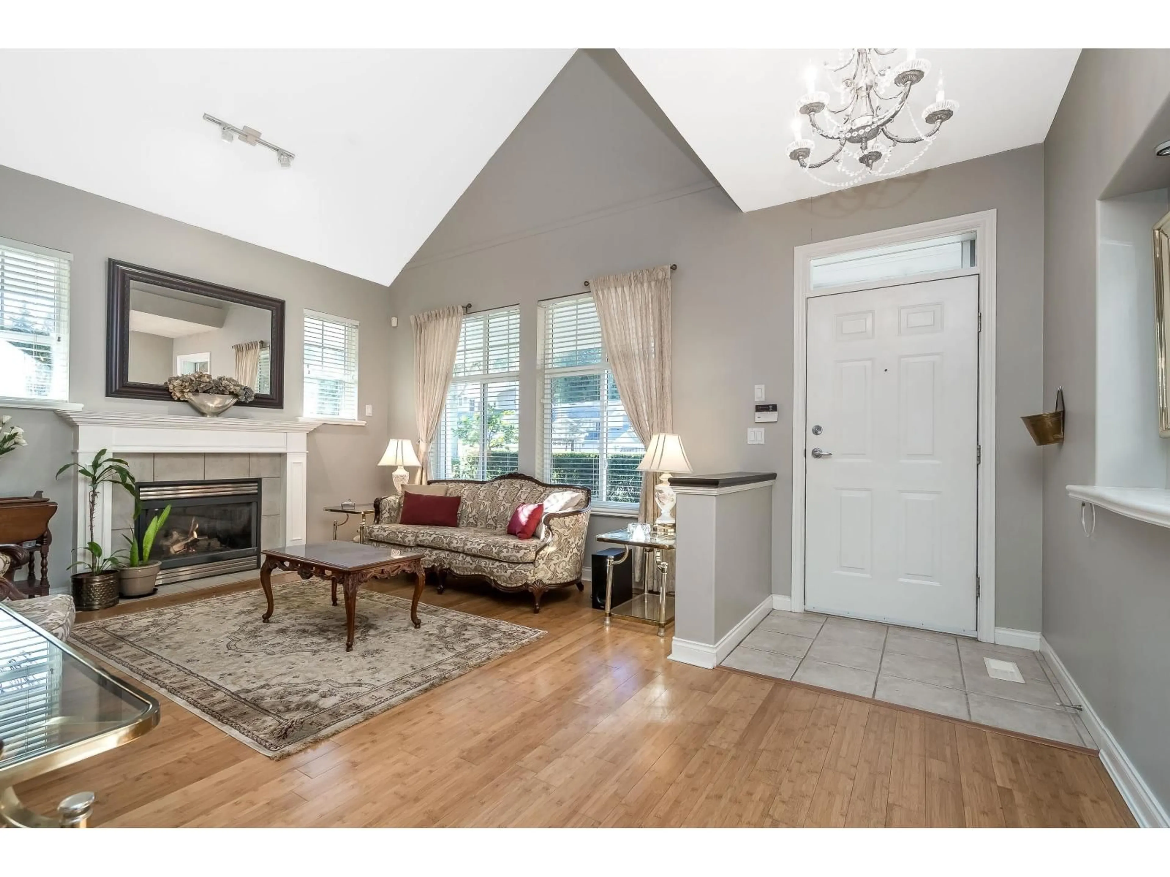 Living room with furniture, unknown for 15 - 3500 144 STREET, Surrey British Columbia V4P3J6